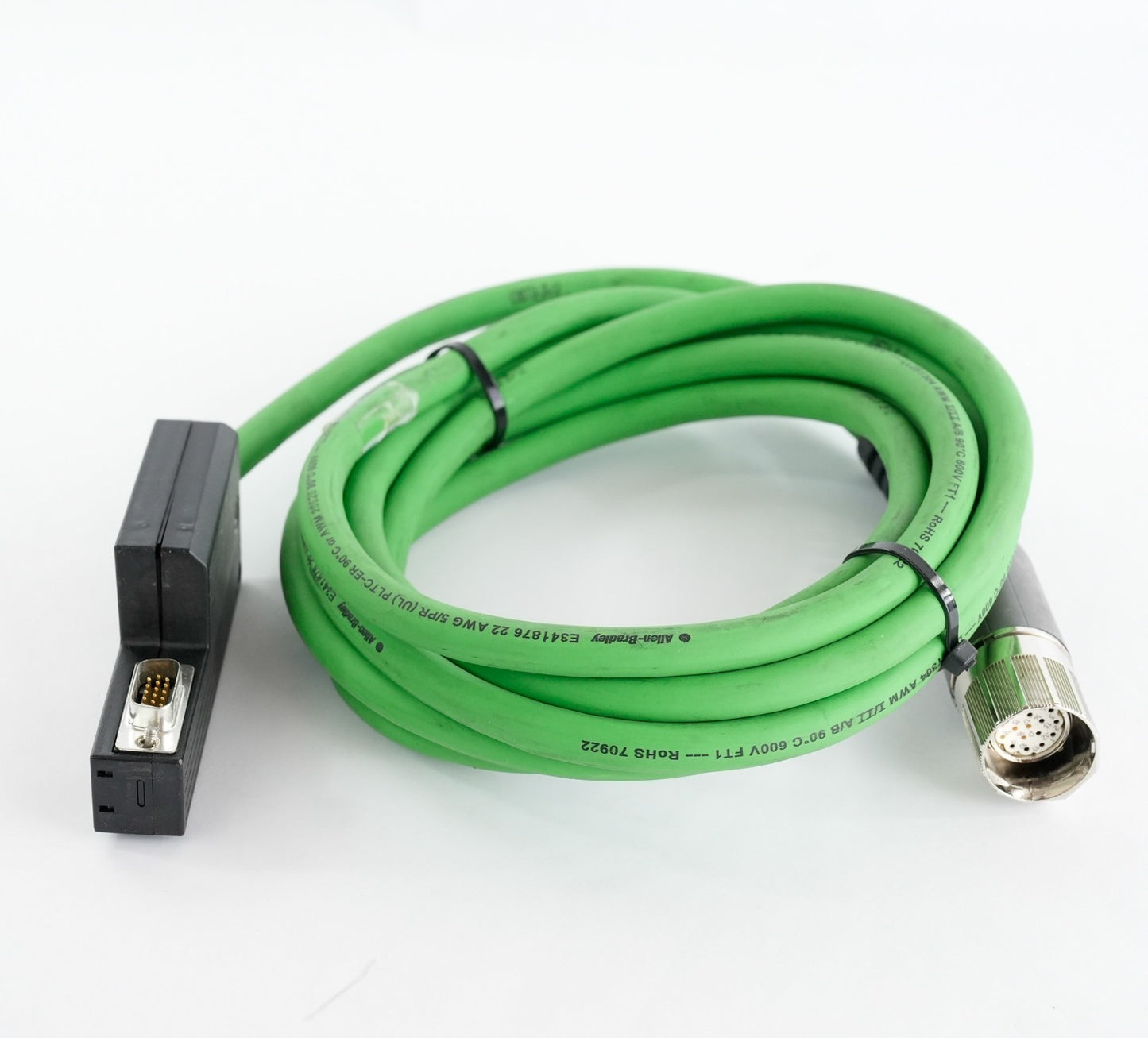 Allen Bradley 2090-CFBM7DF-CEAA05 /A Motor Feedback Cable + 2090-K2CK-D15M /A