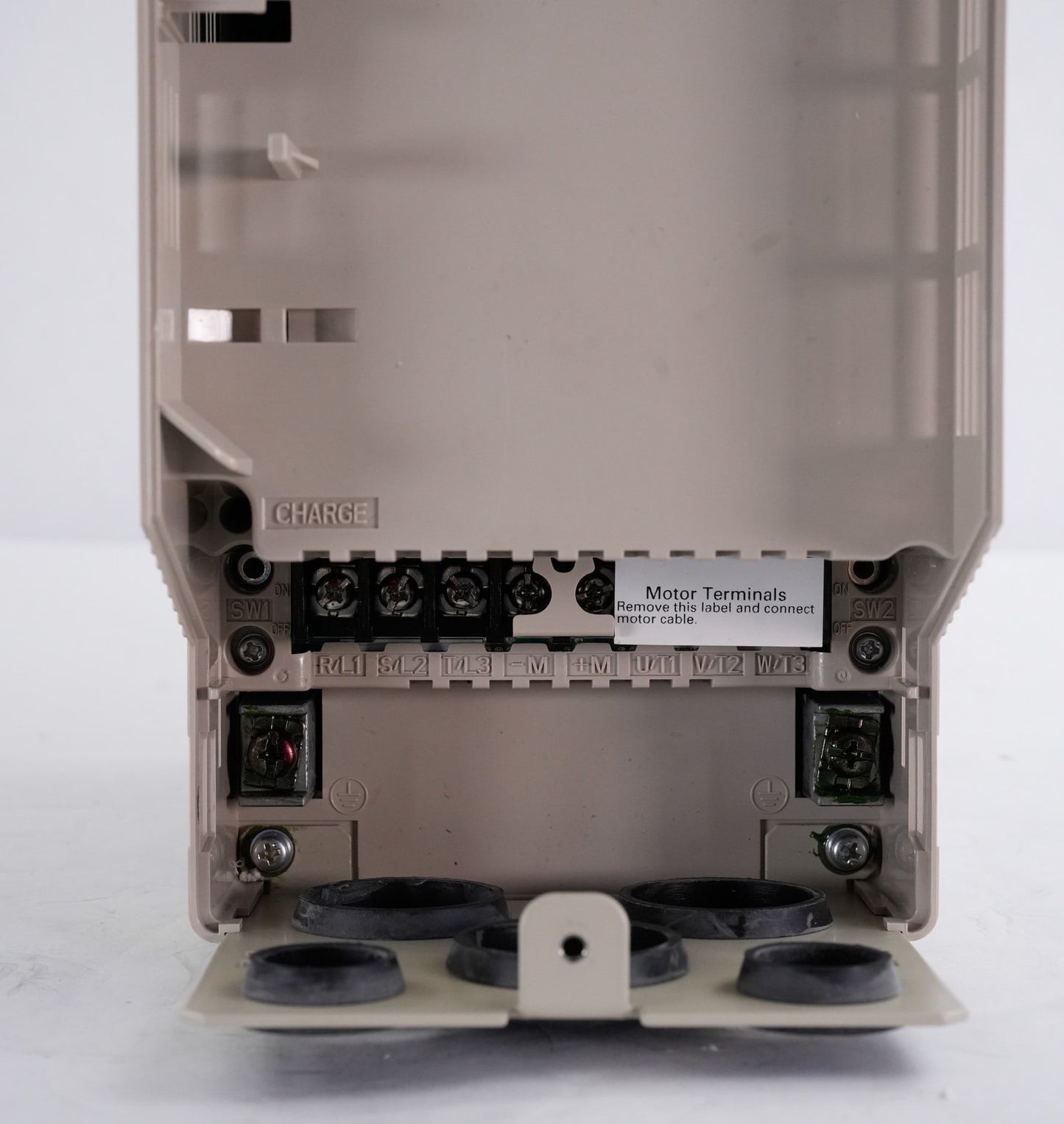 Yaskawa Electric CIMR-ZU2A0024FAA Rev B Z1000 Drive CIMRZU2A0024FAA Without Box