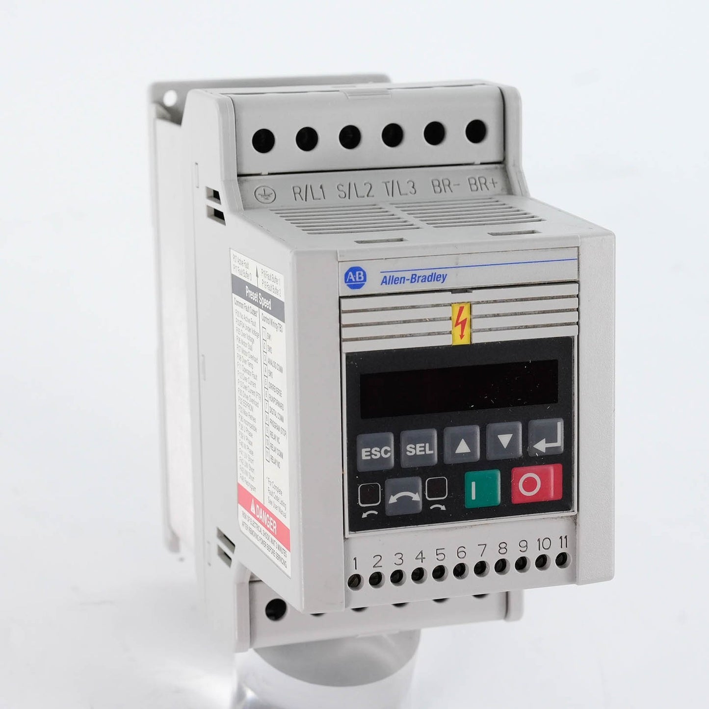 Allen Bradley 160-AA02NPS1P1 Ser C Bulletin 160 AC Drive 200-240V 0.37kW 0.5HP