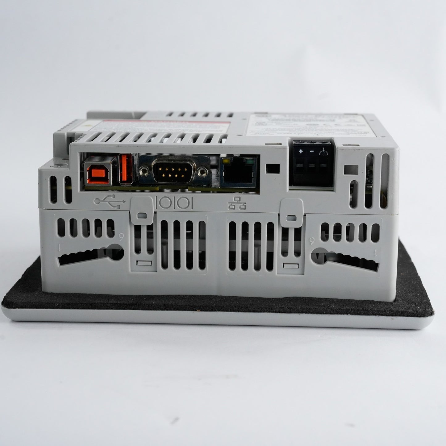 Allen Bradley 2711P-T6C20D8 /A Panelview Plus 600 Operator Interface Terminal