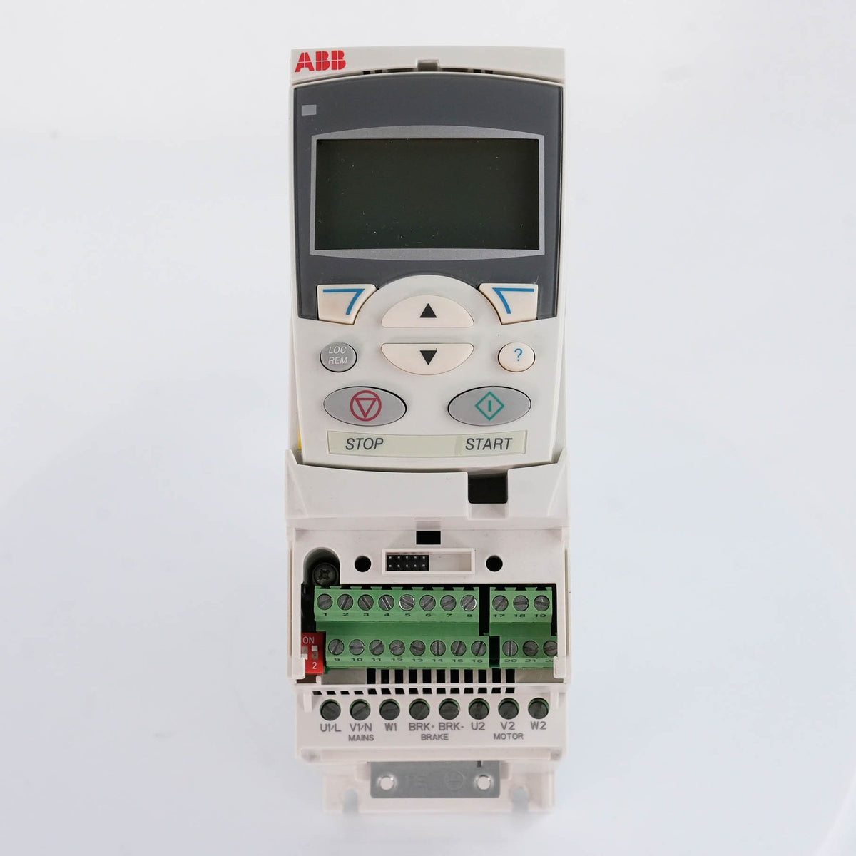 ABB ACS355-03U-04A7-2 AC Drive 3-Phase 240V 1HP 4.7A IP20 ACS35503U04A72 VFD