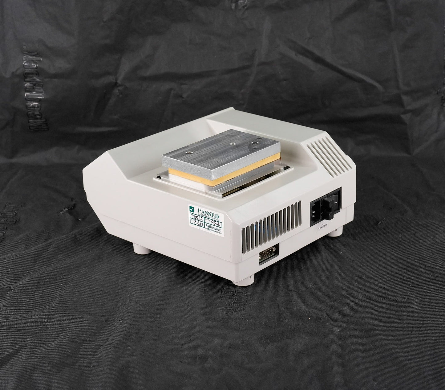 Eppendorf 5355 Thermomixer Comfort Incubator 100-240V 50/60Hz 90W