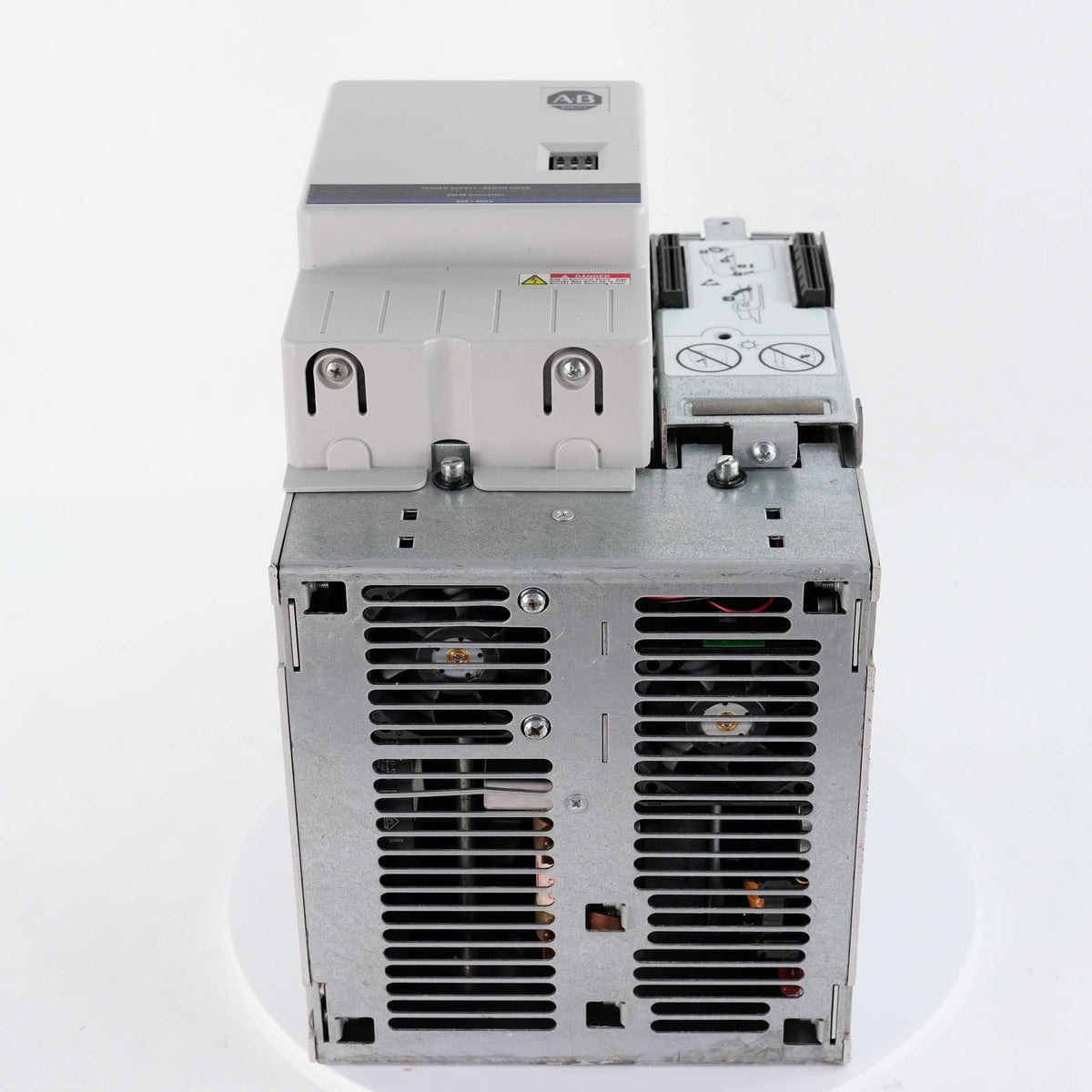 Allen Bradley 2094-BC04-M03-M Ser A Kinetix 6000 460V 15kW AM Axis Module