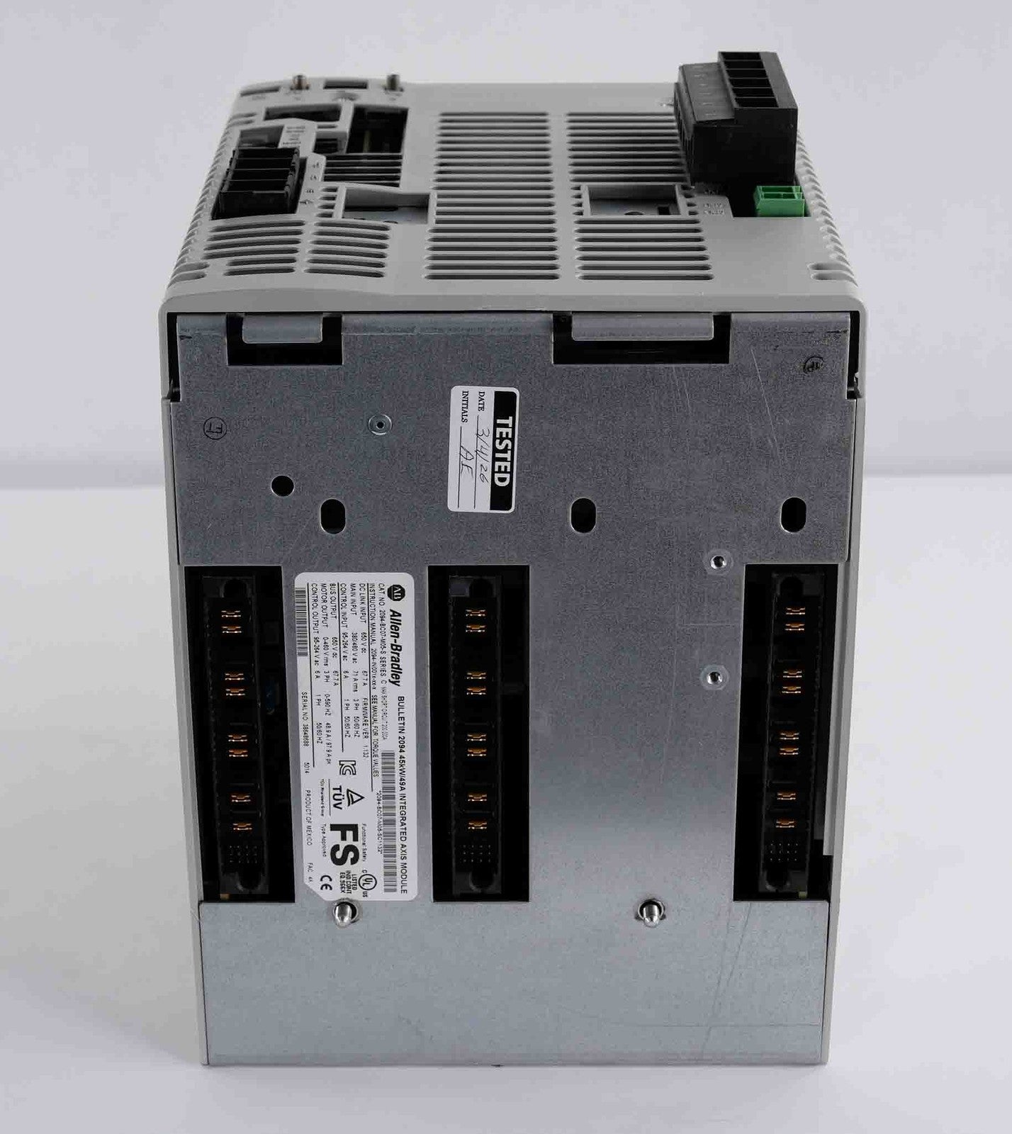 Allen Bradley 2094-BC07-M05-S /C Kinetix 6000 IAM Servo Drive 2094BC07M05S