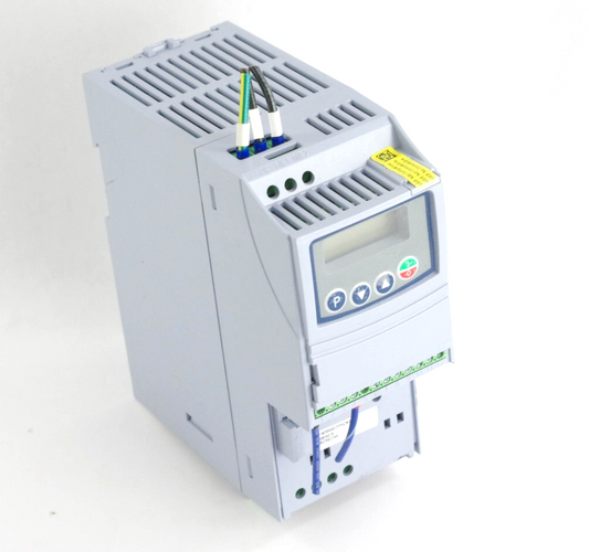 CFW300A07P3S2NB20 WEG Electric AC Drive 200-240vac CFW300