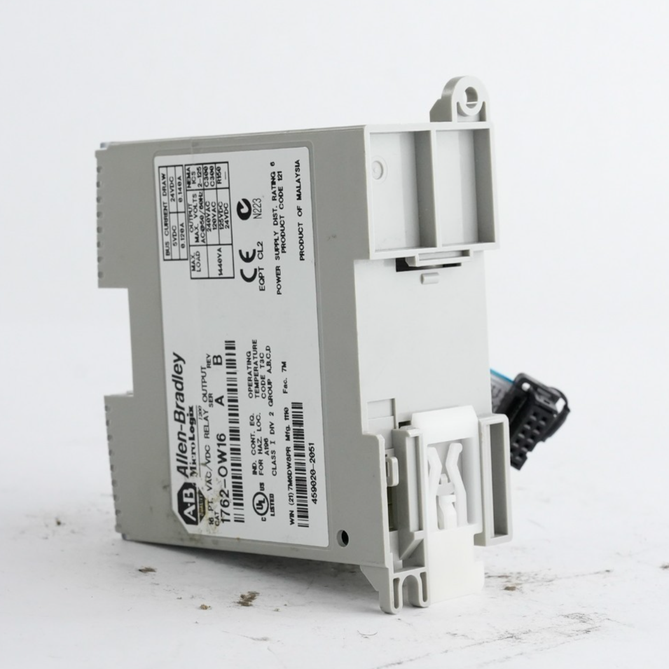 Allen Bradley 1762-OW16 /A Rev B MicroLogix 16 Point Relay Output Module