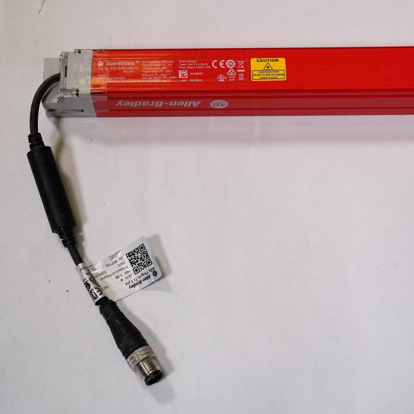 Allen Bradley 450L-E4FL1950YD GuardShield Safety Light Curtain 450LE4FL1950YD