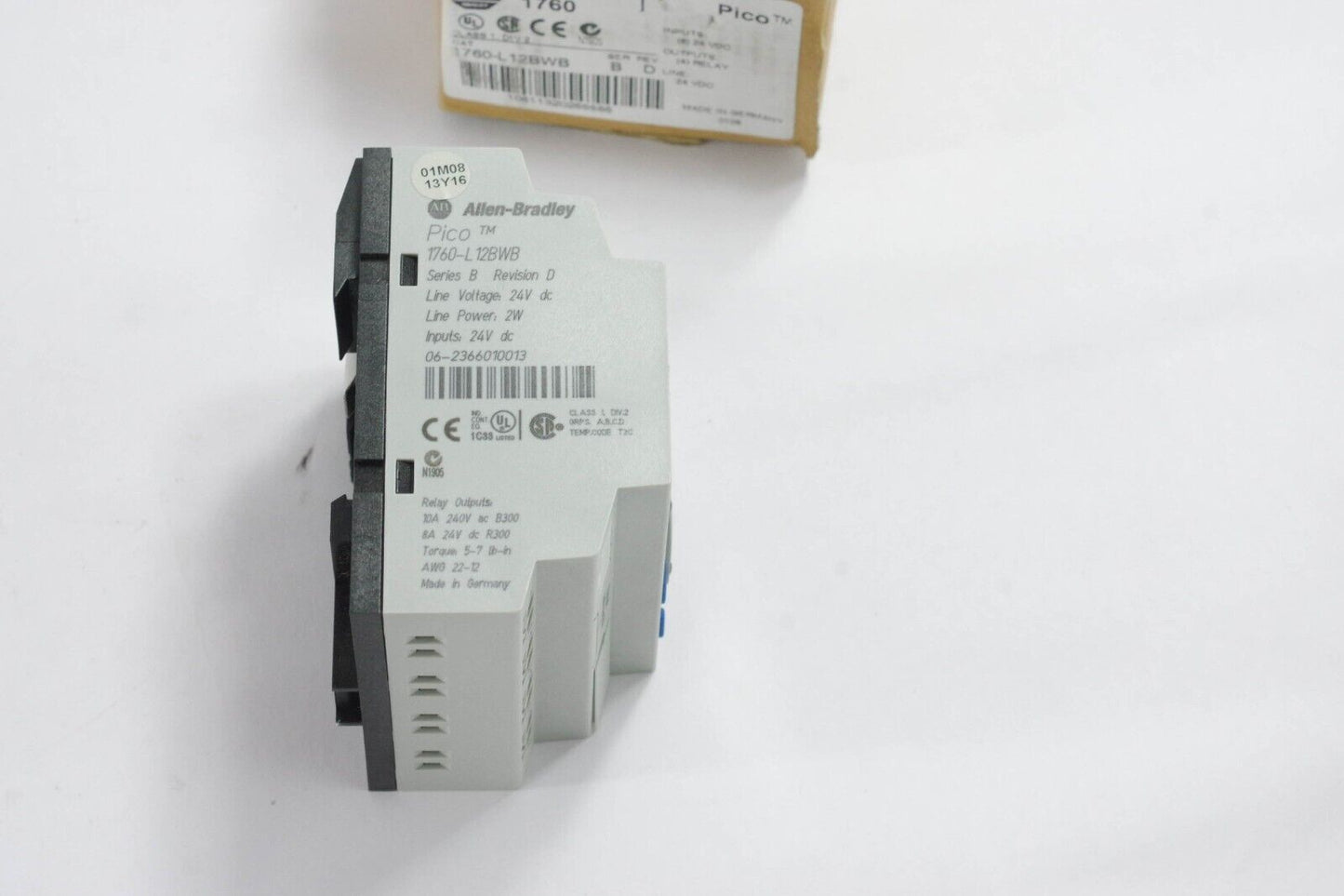 Allen Bradley 1760-L12BWB /B Pico Controller Module Ser B Rev D - Open Box