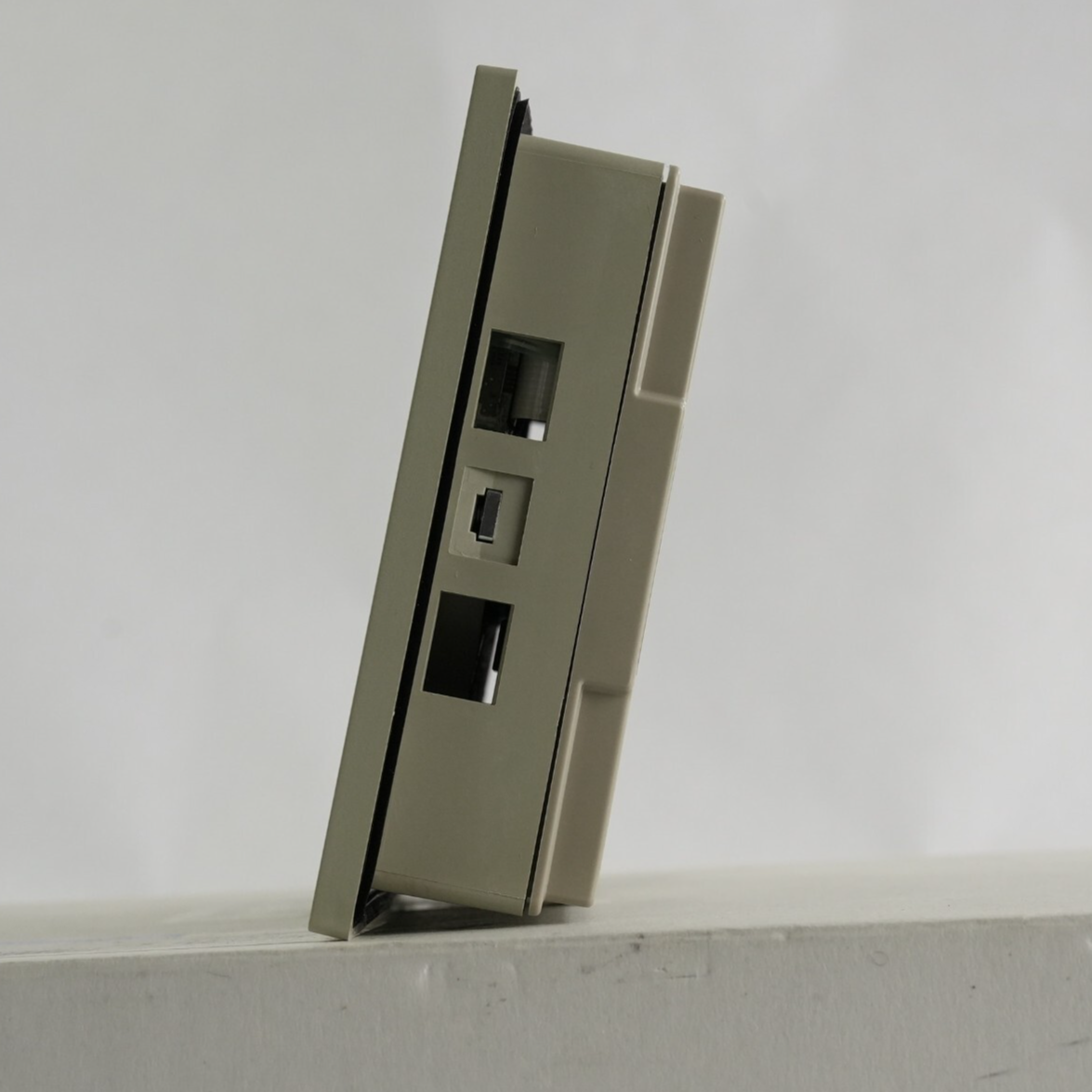 Schneider Electric XBT-R410 Magelis Telemecanique HMI - Open Box