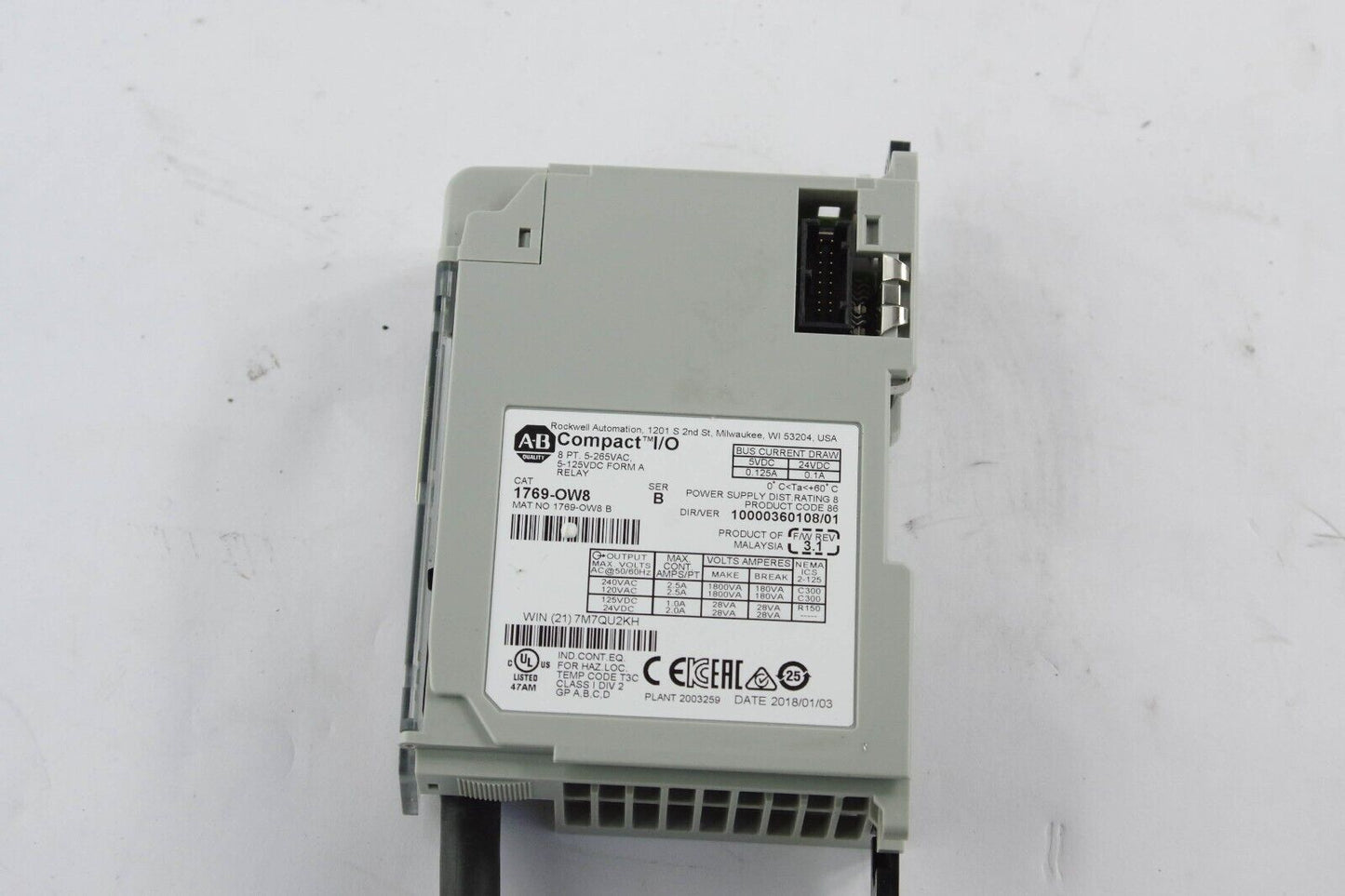 Allen Bradley 1769-OW8 Ser A CompactLogix Output Module