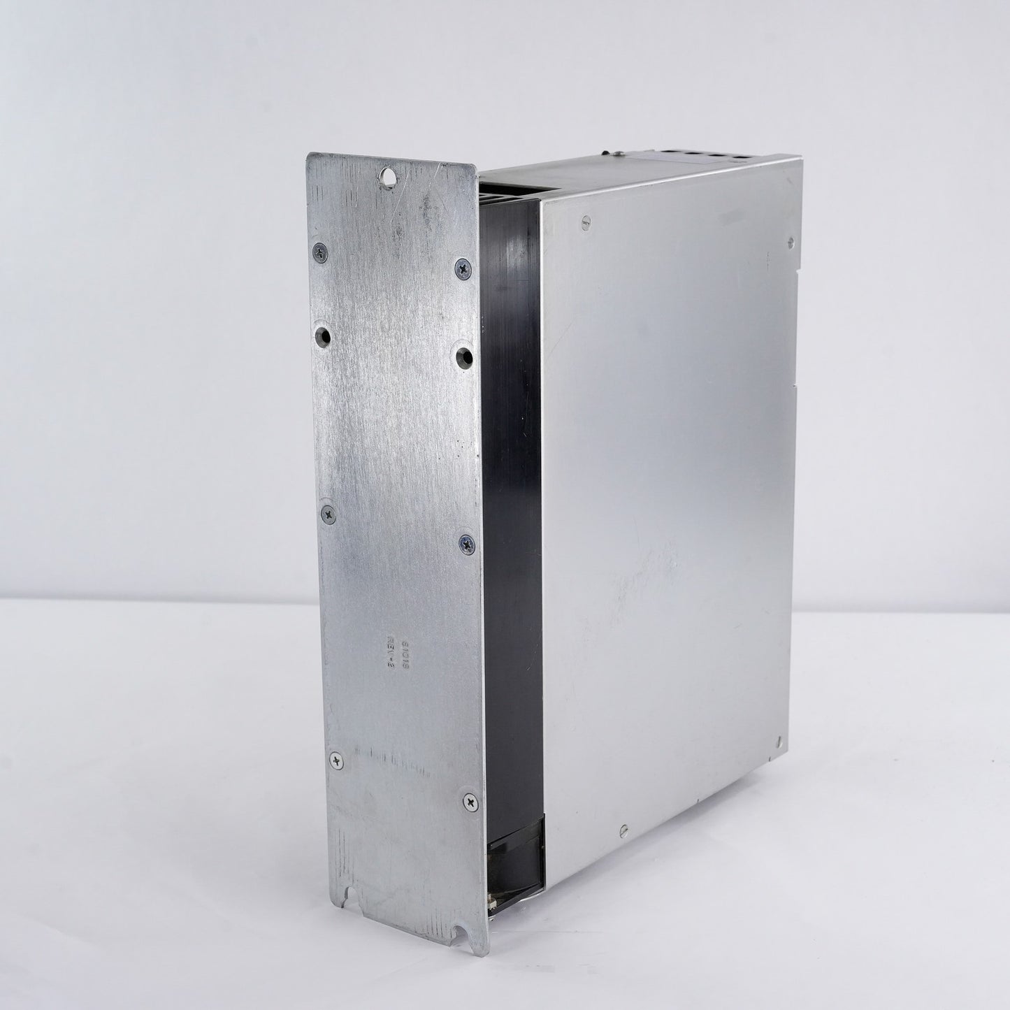 Kollmorgen BDS3-208/30-01-101-3107A2P DC Brushless Amplifier - No Front Cover