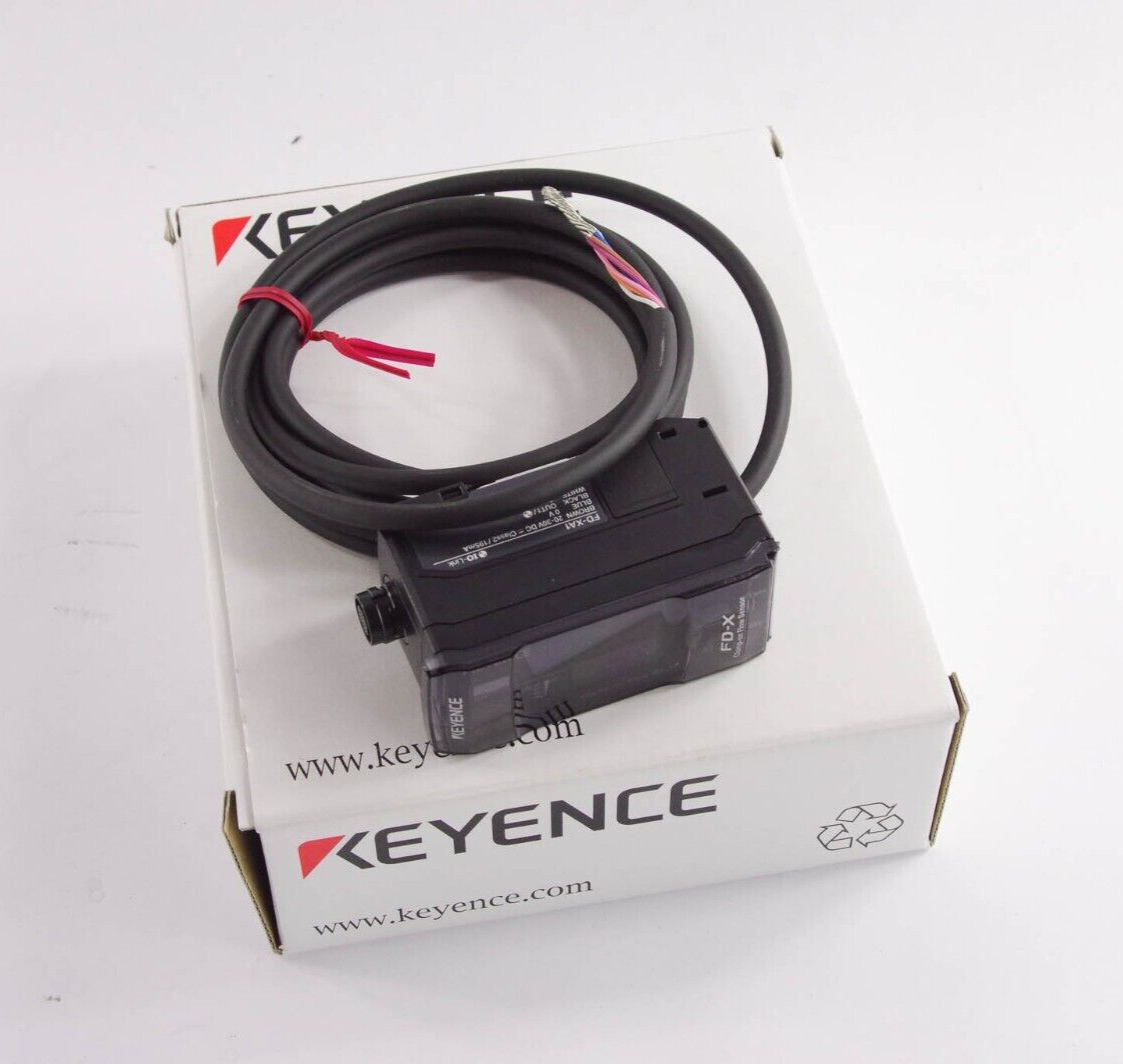 KEYENCE FD-XA1 / FDXA1 Clamp-on Micro Flow Sensor Controller