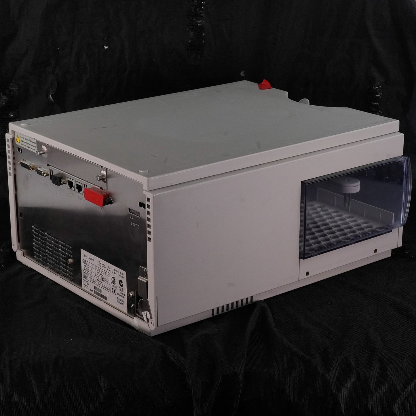 Agilent G1329A 1100 Series Autosampler HPLC 100-240V 50/60Hz Untested