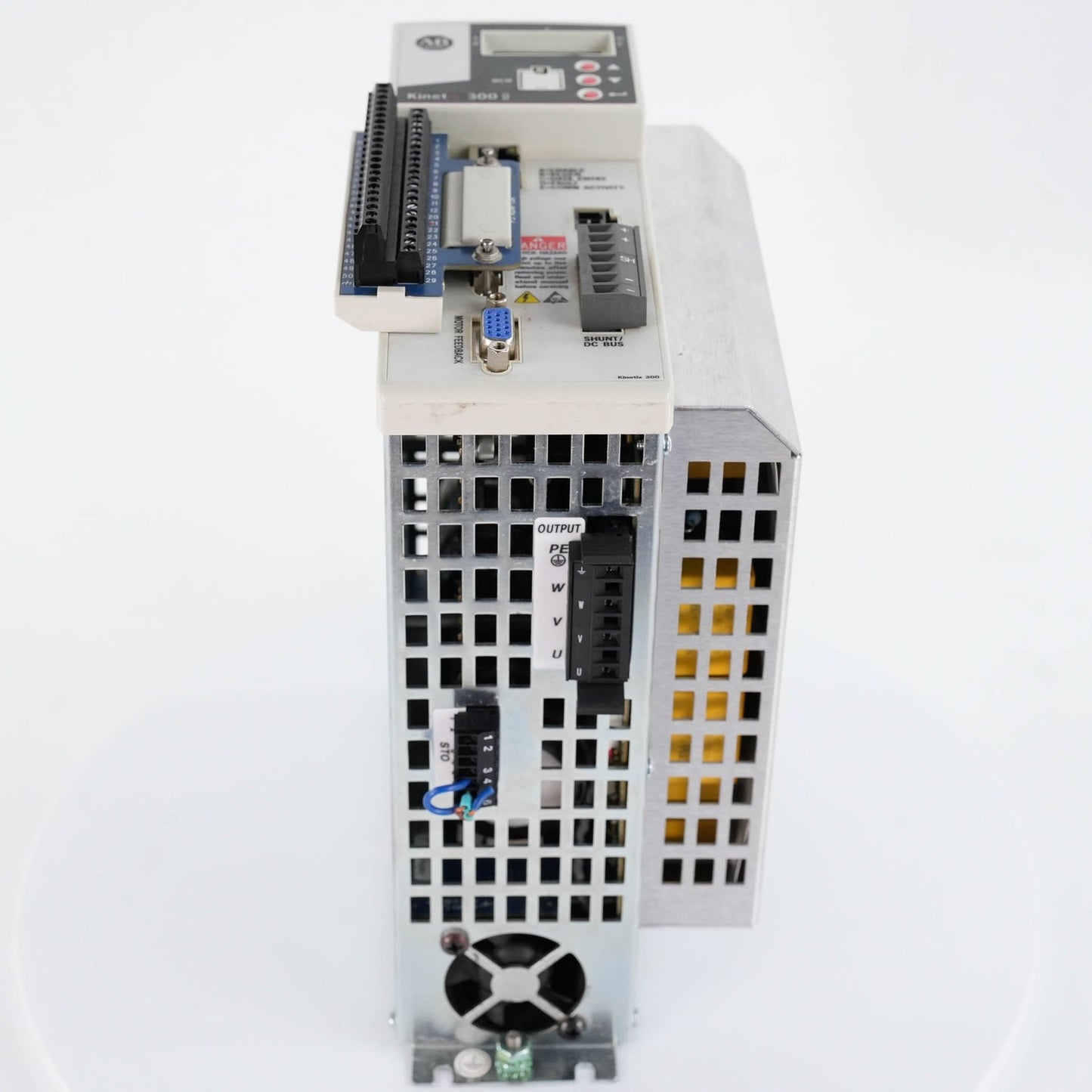 Allen Bradley 2097-V34PR6 Ser A Kinetix 300 Servo Drive + 2097-F2 Filter 480V 2A