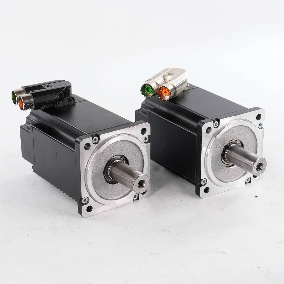 B&R 8LVA33.B1021D000-0 8LVA AC Rev C8 Servo Motor 310V 0.95kW 8LVA33B1021D0