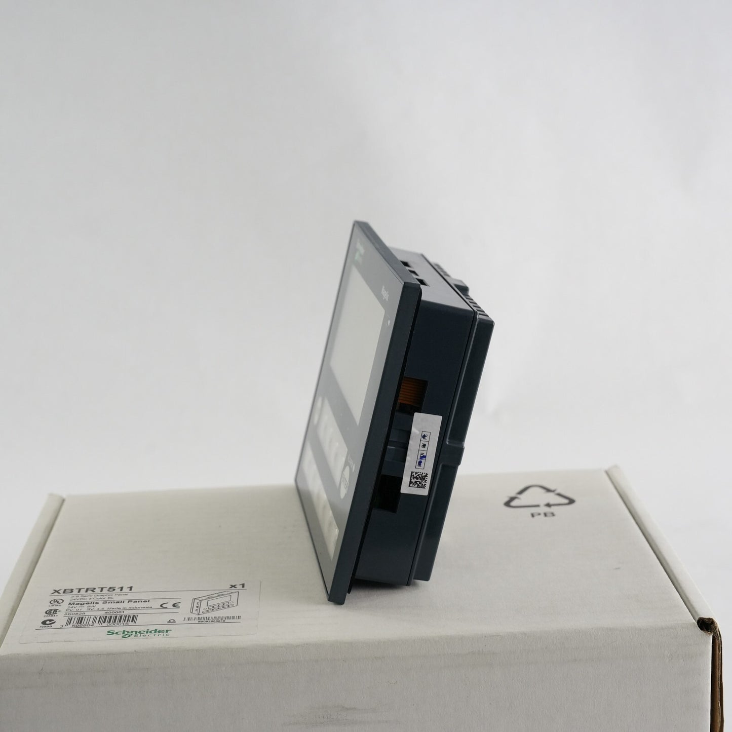 Schneider Electric XBTRT511 Magelis Operator Interface Panel - Open Box