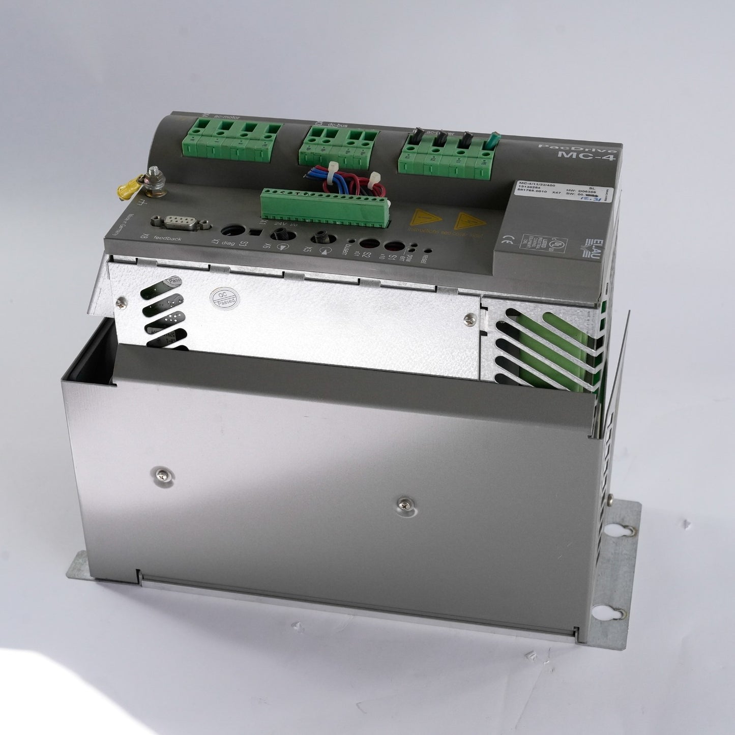 Schneider Electric MC-4/11/22/400 Elau PacDrive MC-4 Servo Drive MC41122400