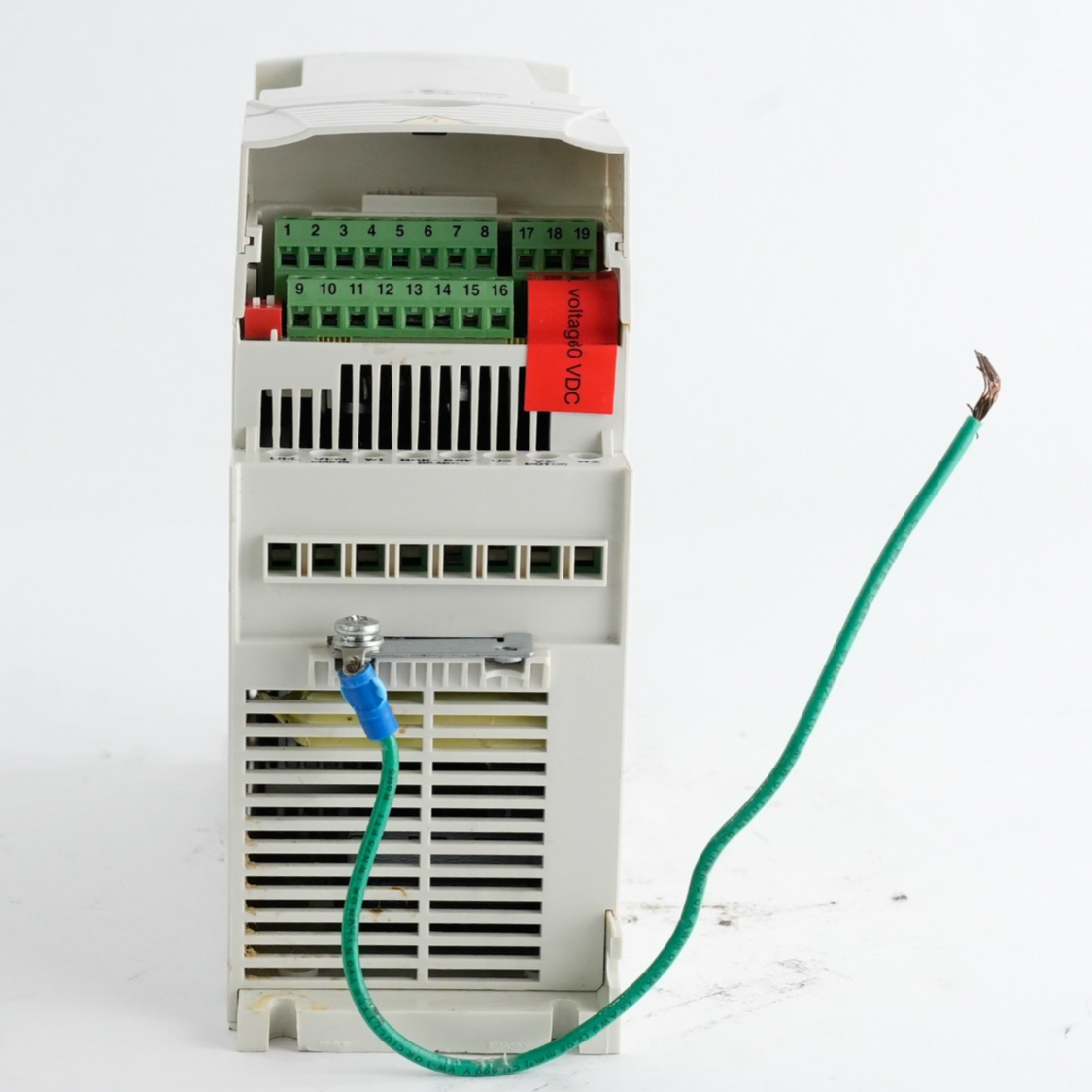 ABB ACS355-03U-04A7-2 MUL1 Option IP20/UL Open Type Drive 1HP