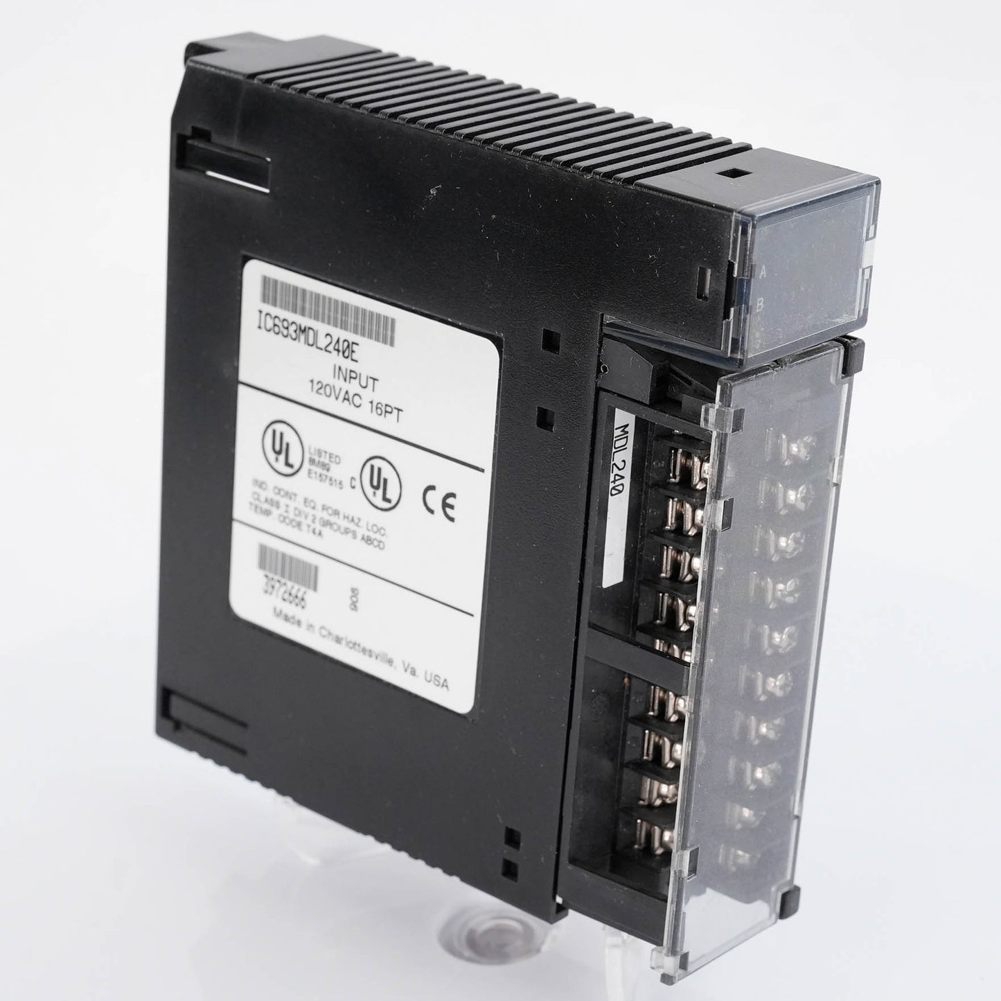 GE FANUC IC693MDL240E Series 90-30 120 VAC Input Module 16 Point