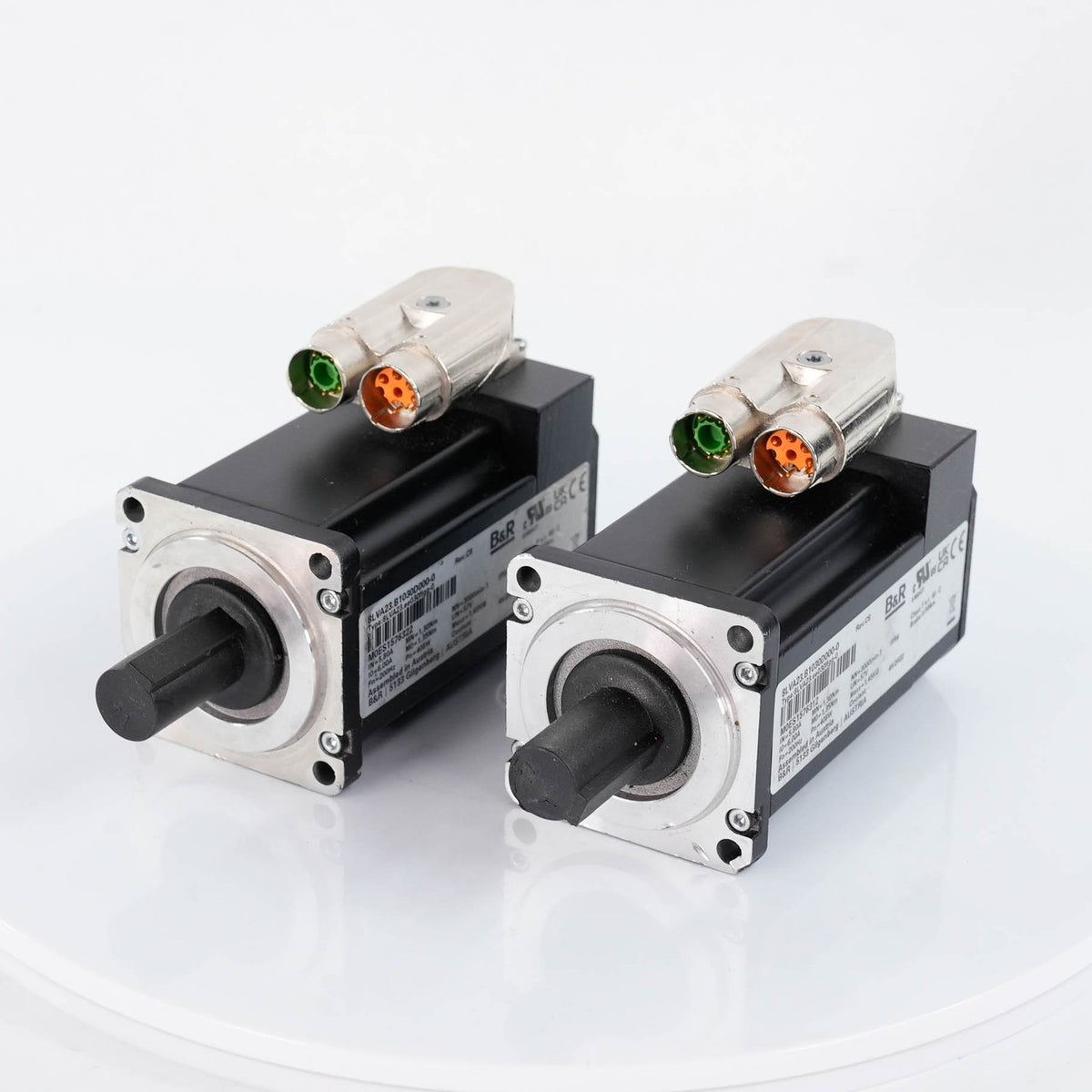B&R 8LVA23.B1030D000-0 AC Synchronous Servo Motor 300V 3000RPM 8LVA23B1030D0000