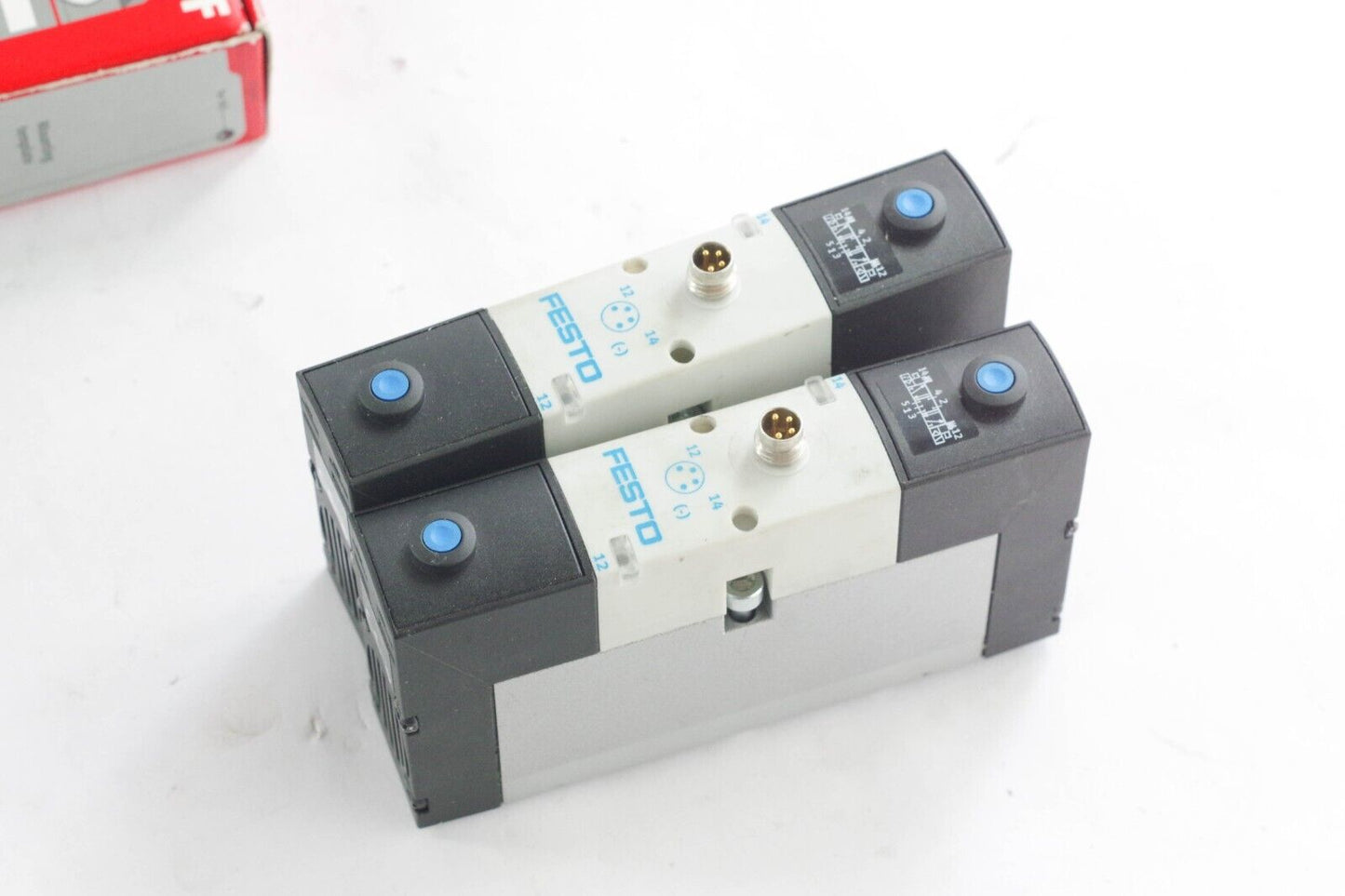 FESTO Air solenoid valve VSVA-B-P53C-H-A1-1R2L 534539 - No Box