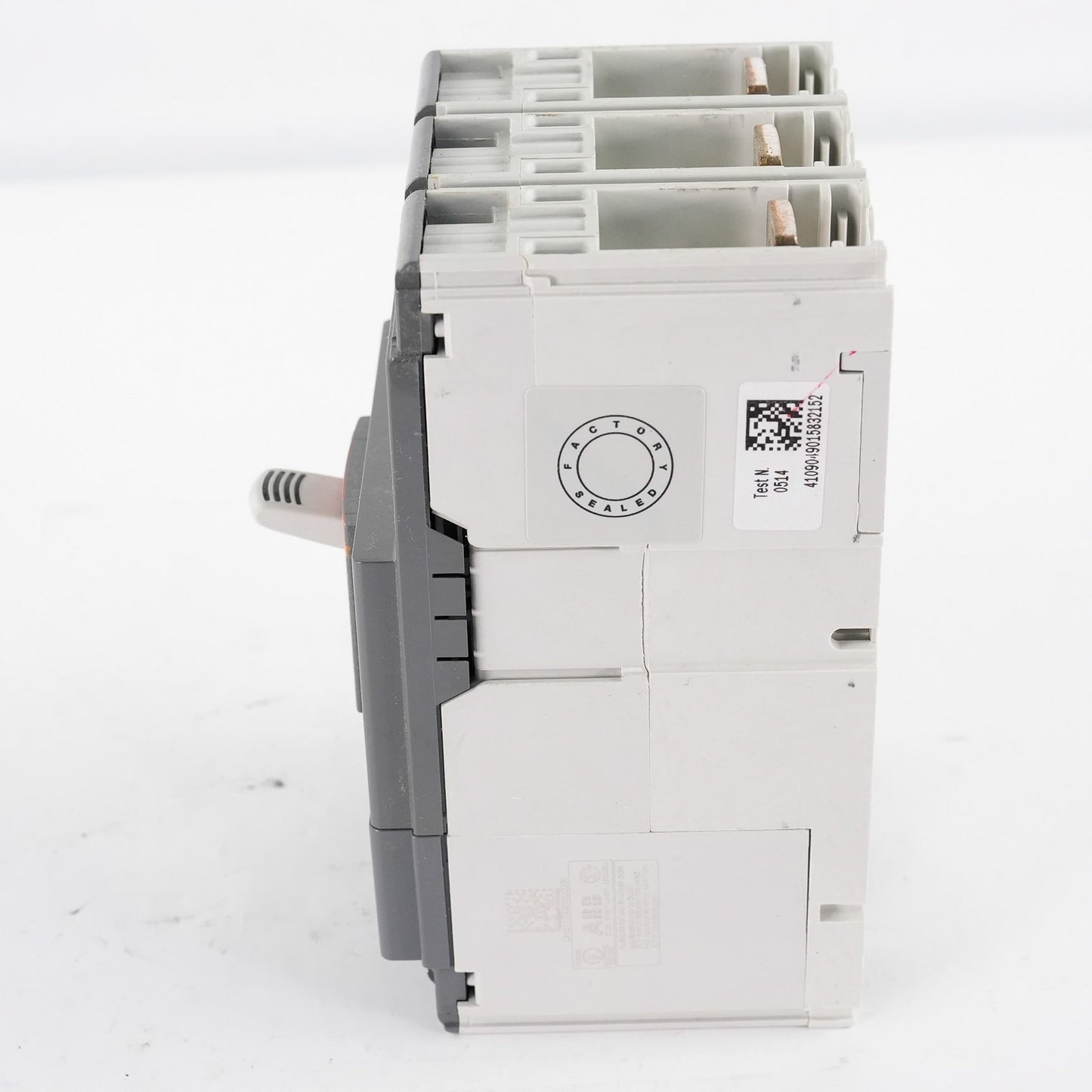 ABB SACE Tmax XT4H 250 Circuit Breaker 1SDA080080R1 XT4HU3150AFF000XXX 3p F F UL