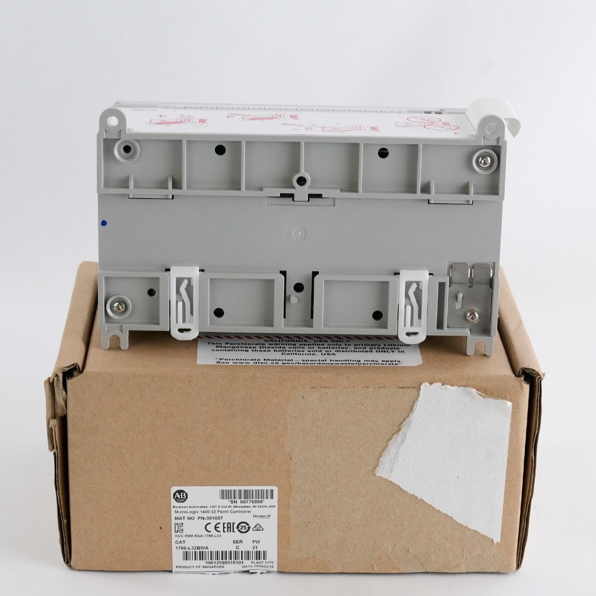 Allen Bradley 1766-L32BWA Ser C MicroLogix 1400 PLC Processor - Open Box