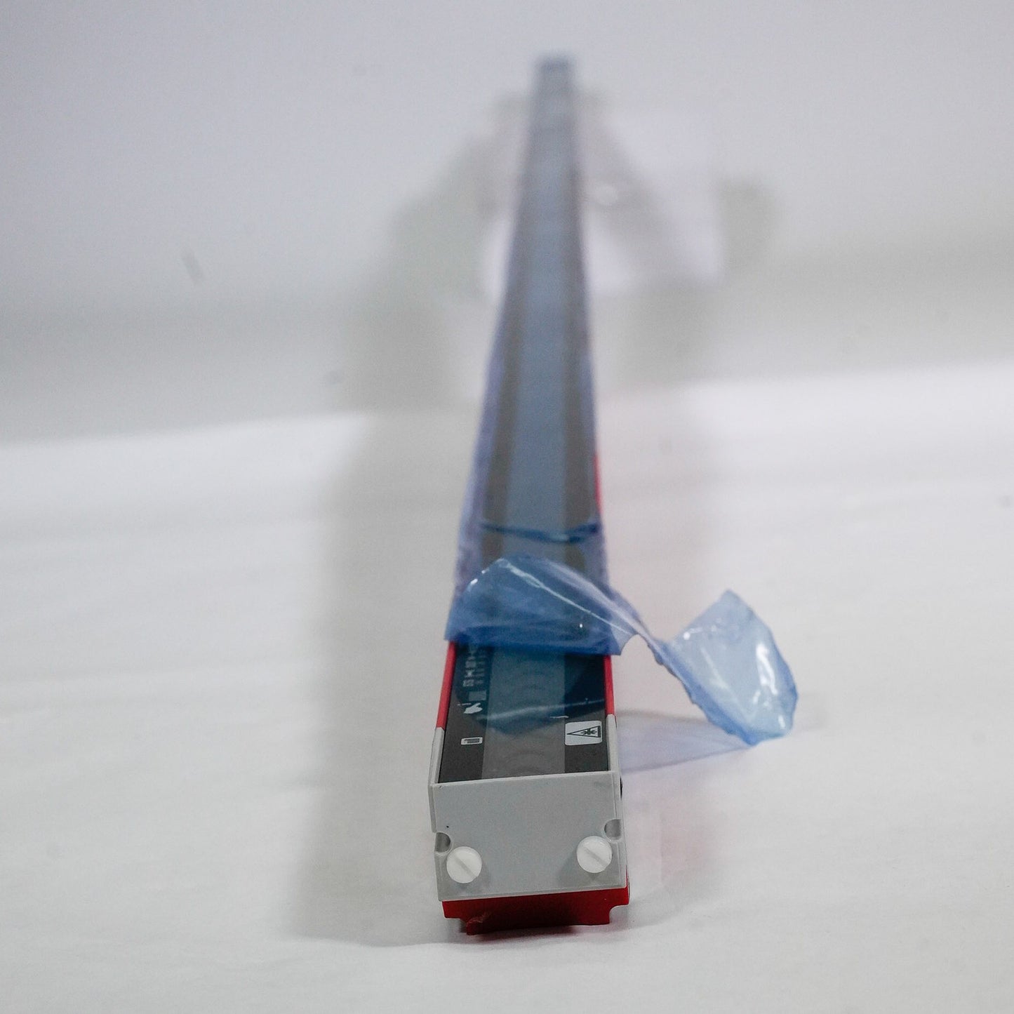 Allen Bradley 450L-E4FL1800YD GuardShield Safety Light Curtain 1800mm
