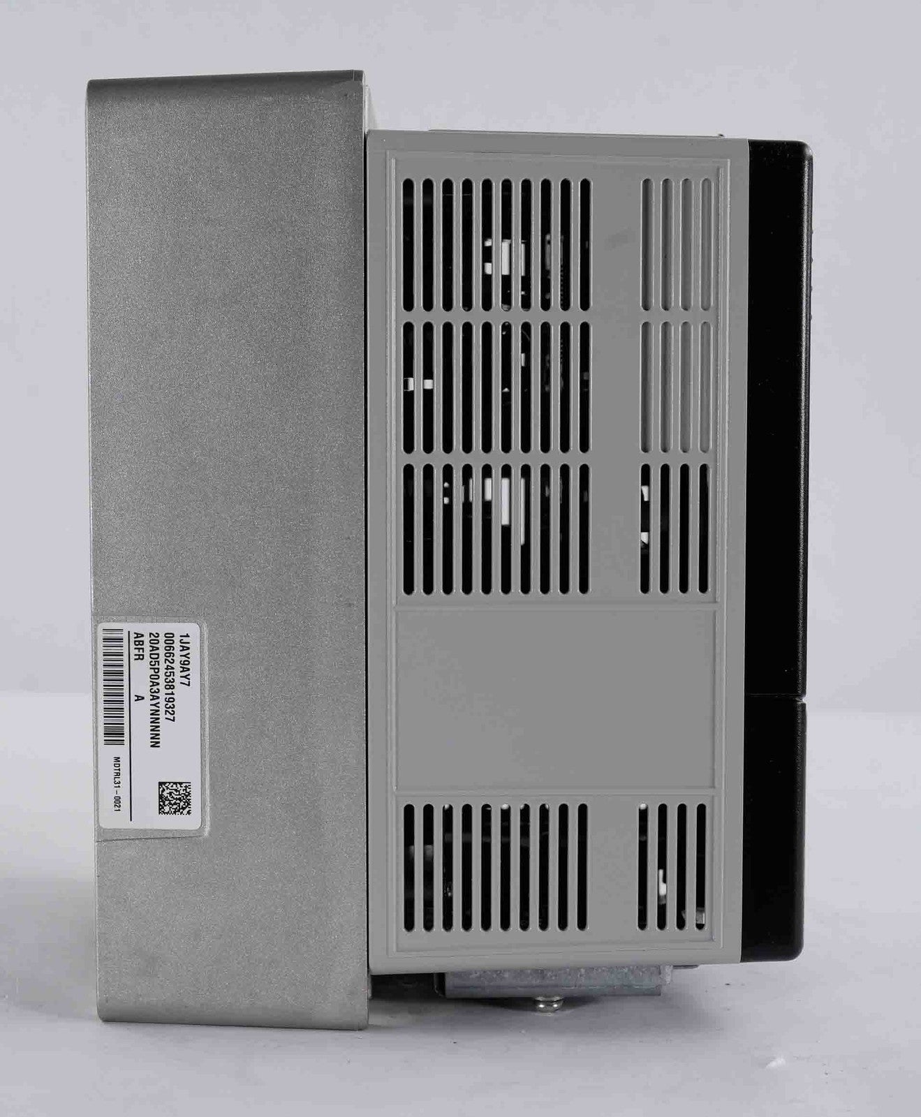 Allen Bradley 20AD5P0A3AYNNNNN /A PowerFlex 70 AC Drive 480V 3HP 3-Phase