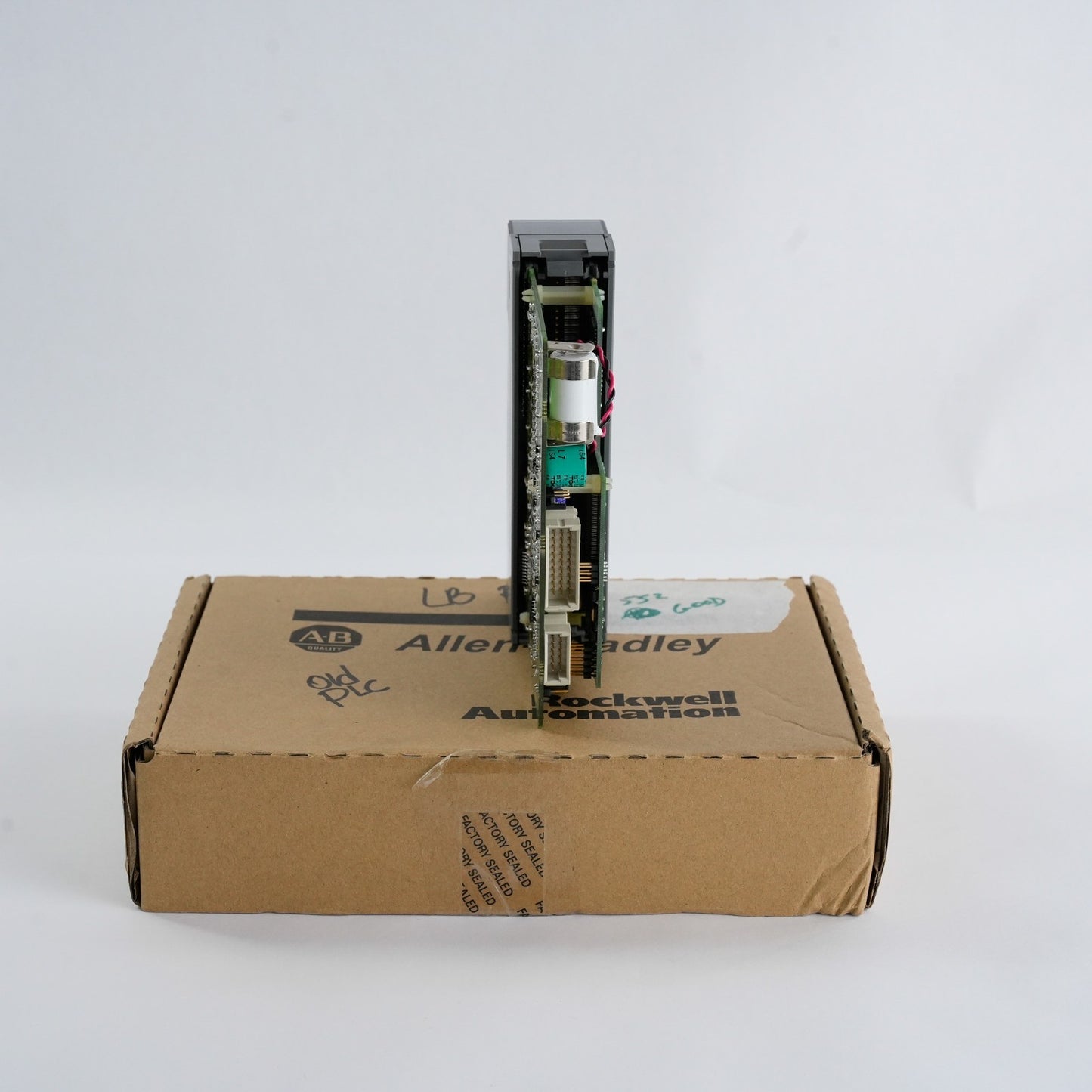 Allen Bradley 1747-L552 /A SLC 500 32K Memory RS-232 Processor