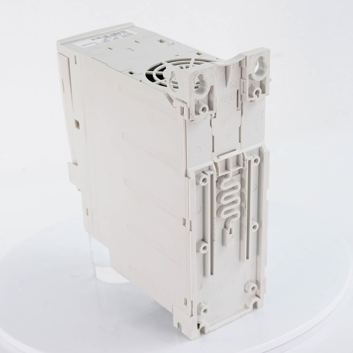ABB ACS355-03U-04A7-2 AC Drive 3-Phase 240V 1HP 4.7A IP20 ACS35503U04A72 VFD