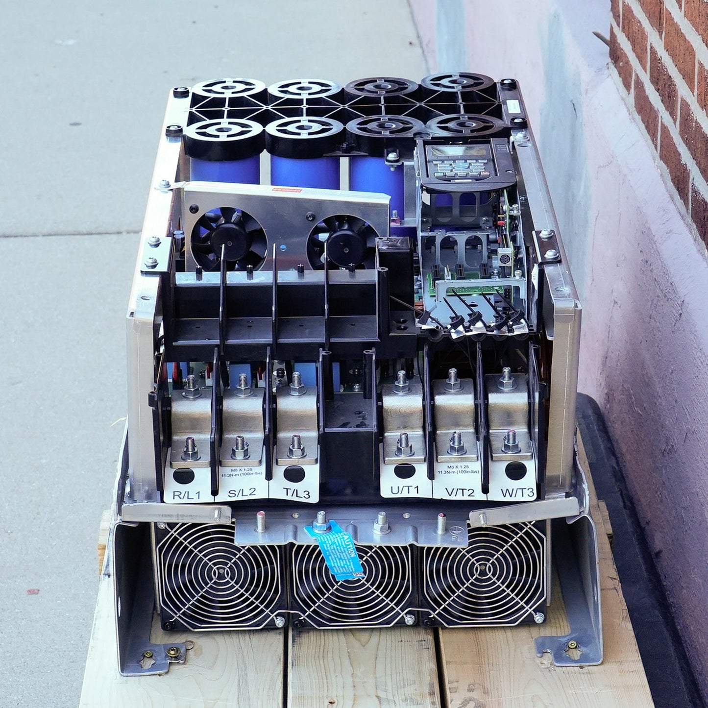 Allen Bradley 20F1AND302JN0NNNNN /A PowerFlex 753 AC Drive 480V 250HP 3-Phase