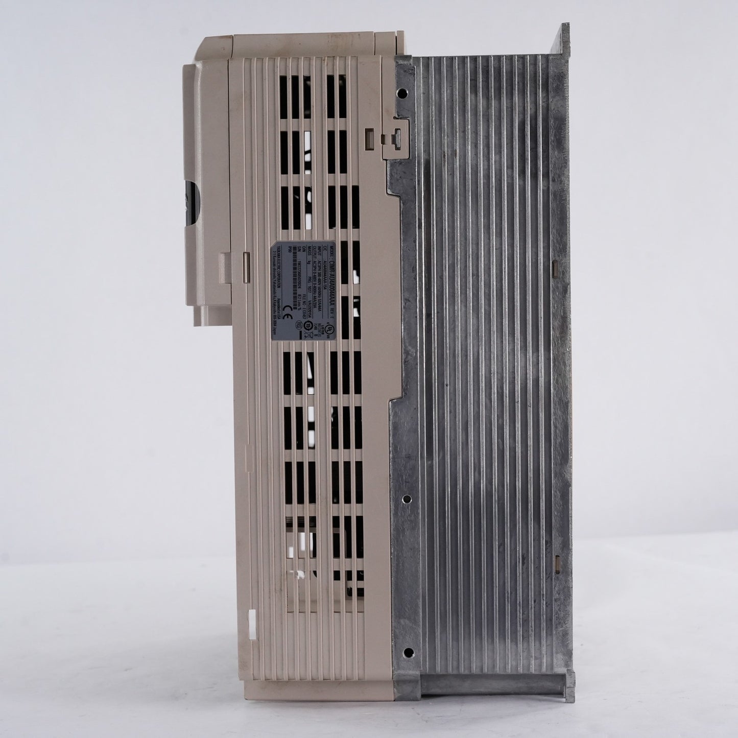 Yaskawa Electric CIMR-AU4A0044AAA Rev E 480V Drive - For Parts