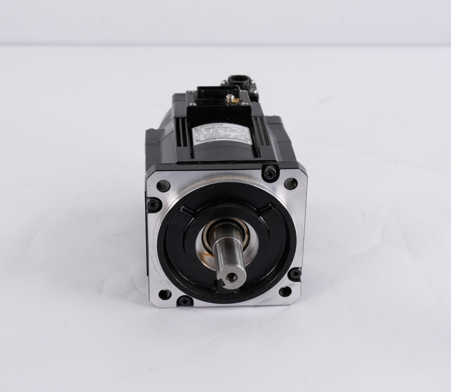 Yaskawa SGMGV-05A3A61 0.45kW 2.86Nm 3.8A 200V Servo Motor SGMGV05A3A61