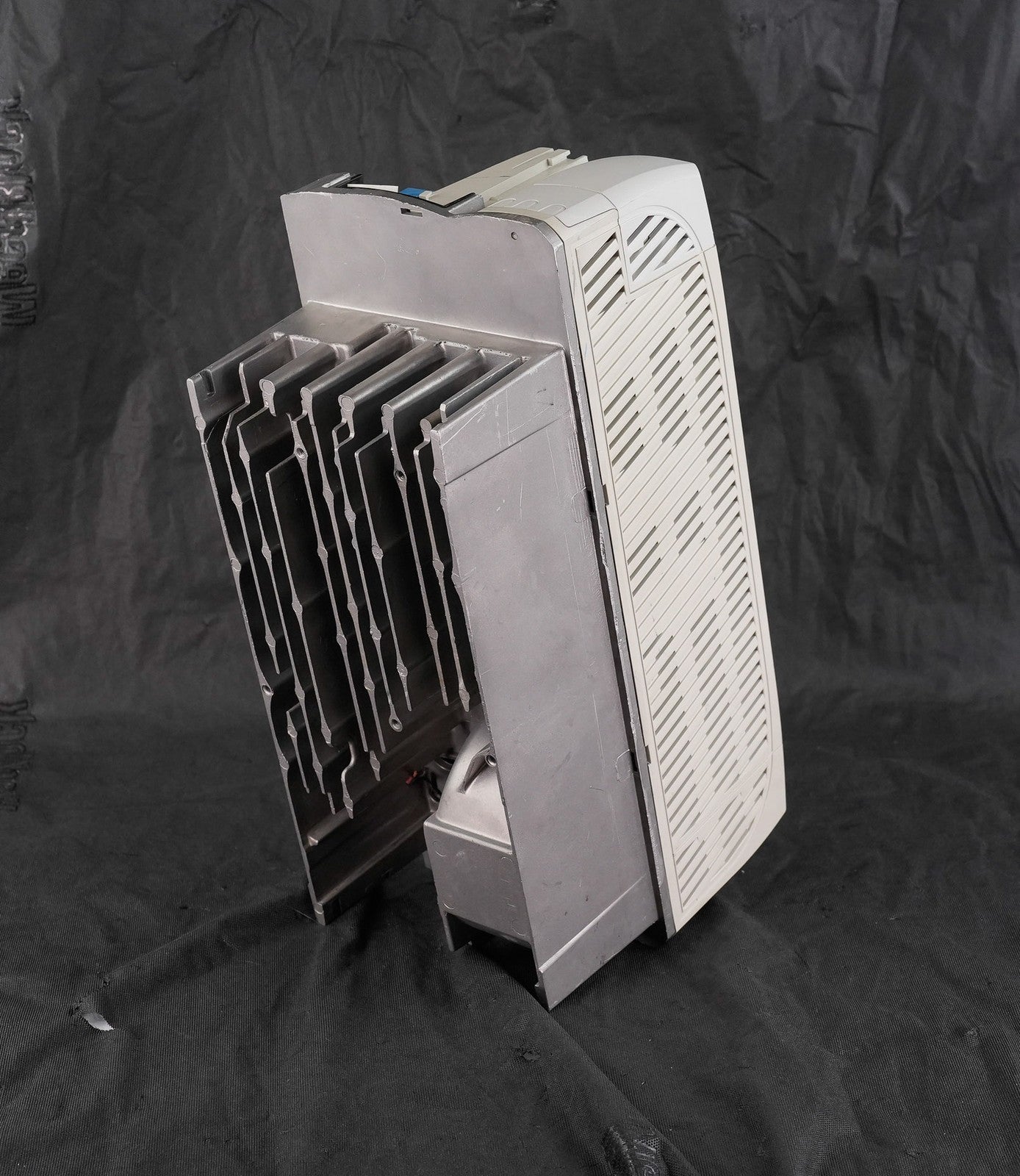 Control Techniques SP2403 Unidrive SP AC Drive 20HP 11kW