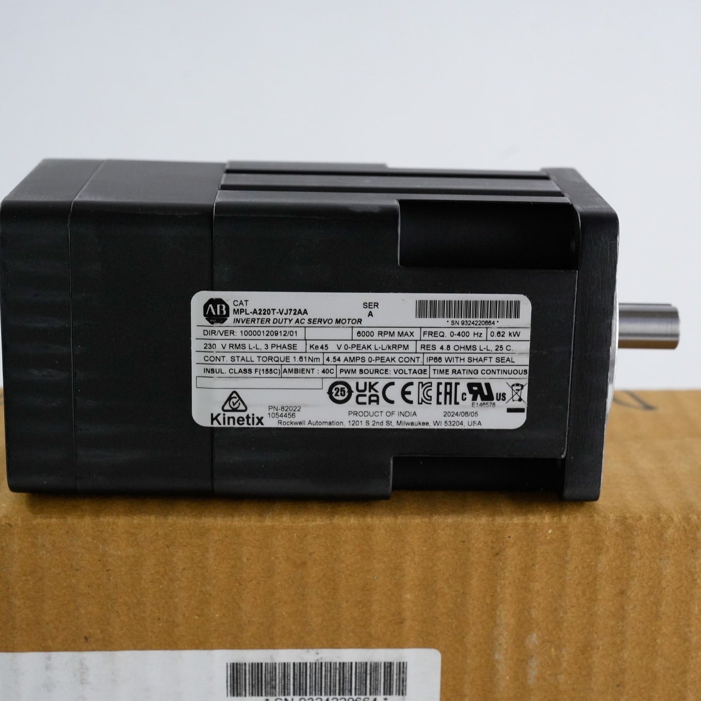 Allen Bradley MPL-A220T-VJ72AA /A AC Servo Motor 6000RPM - Open Box