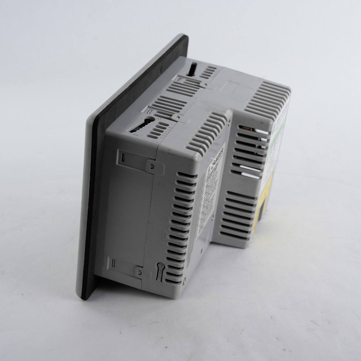 Allen Bradley 2711P-T6C5D /C PanelView Plus 600 Display Terminal 2711PT6C5D