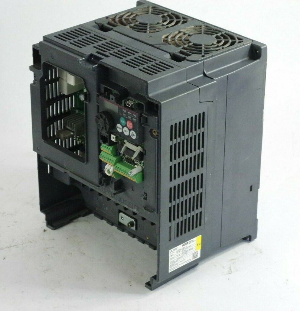 Mitsubishi FR-E740-230SC-EC FREQUENCY INVERTER  3-PH - Missing Covers