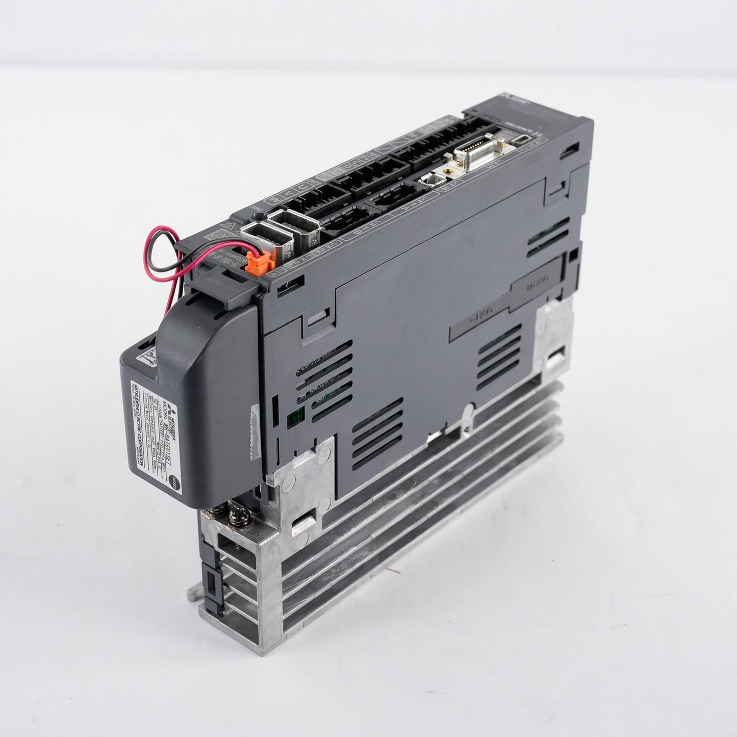 Mitsubishi Melservo-J4 MR-J4-20B1-RJ AC Servo Drive 200W MRJ420B1RJ