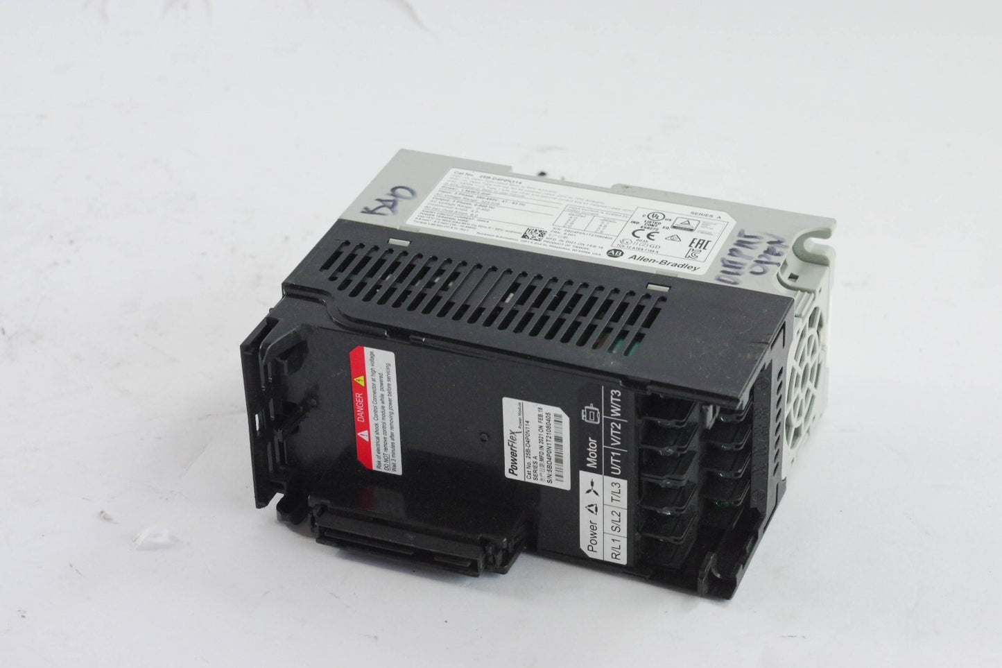 2021 Allen Bradley PowerFlex 25B-D4P0N114 Series A Phase 3 1.5kW/2.0HP Parts/Rep