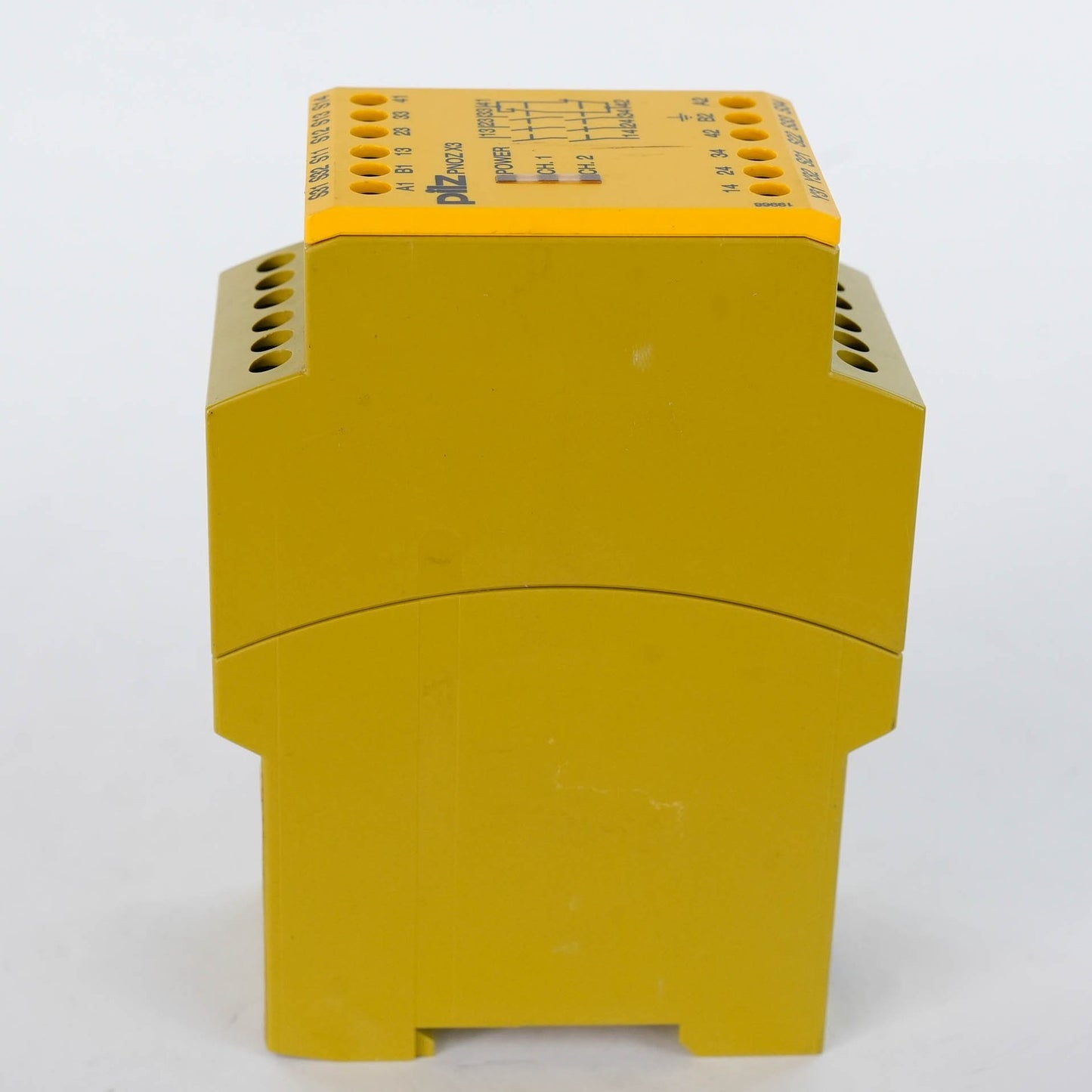 Pilz PNOZ X3 Safety Relay 24VDC 3n/o 1n/c 774310 Emergency Stop Monitoring Relay