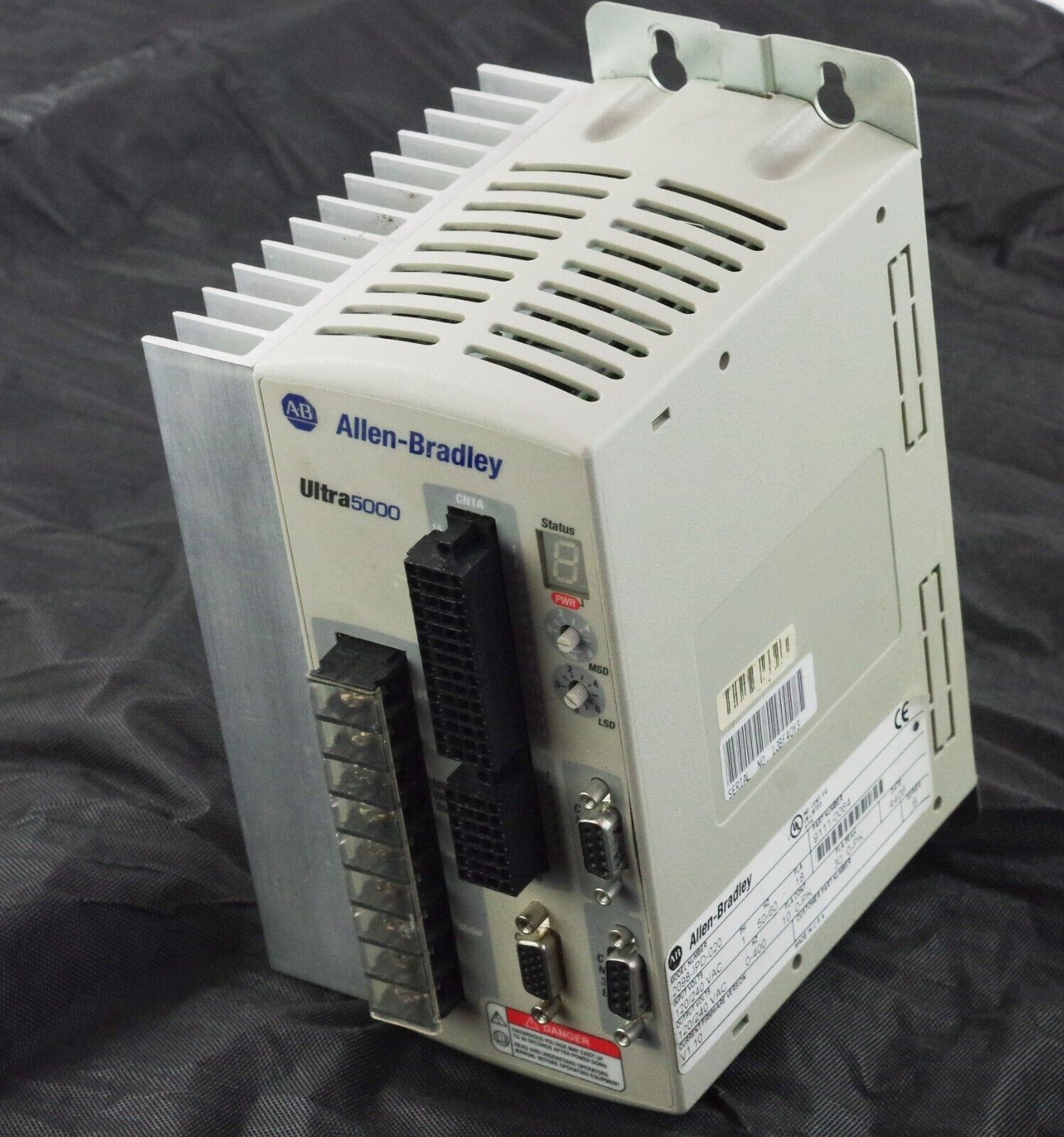 Allen Bradley 2098-IPD-020 Ser B ULTRA 5000 Single Axis Servo Drive Controller