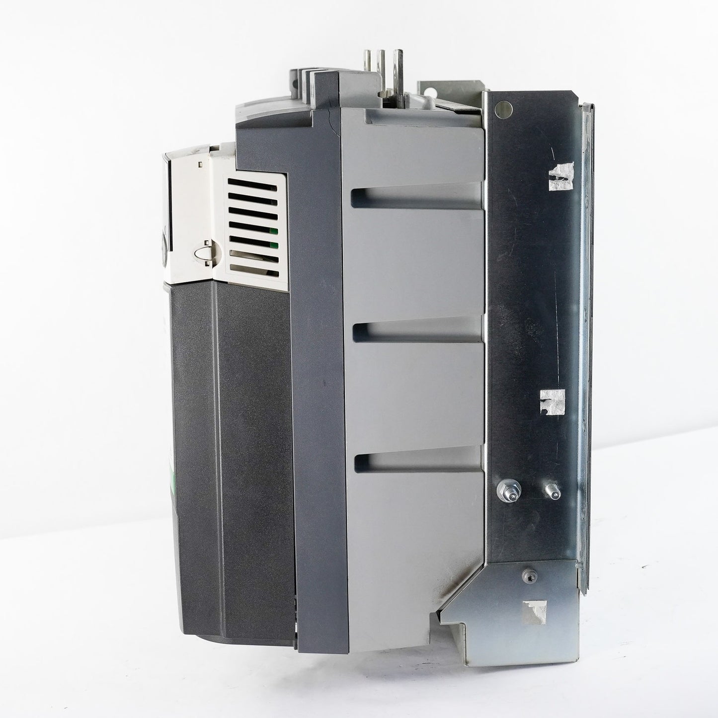 Emerson MP550A4 Mentor DC Drive 200kW 300HP 550A 480V STD19 Control-Techniques