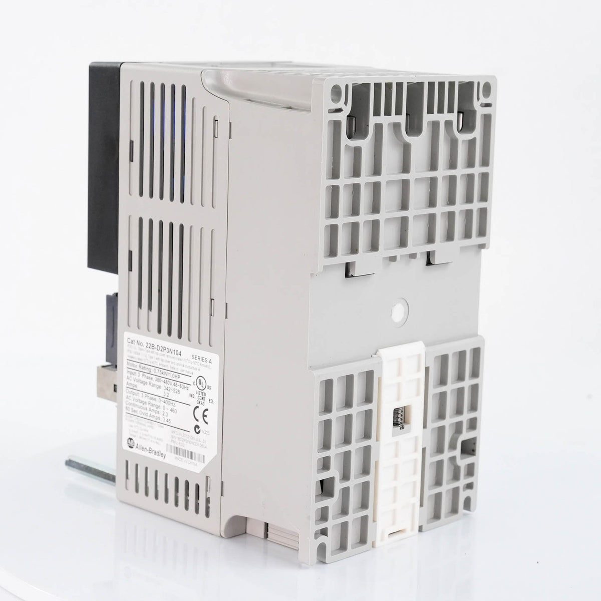 Allen Bradley 22B-D2P3N104 ser A PowerFlex 40 AC Drive 480V 3PH 0.75kW 1HP 2.3A