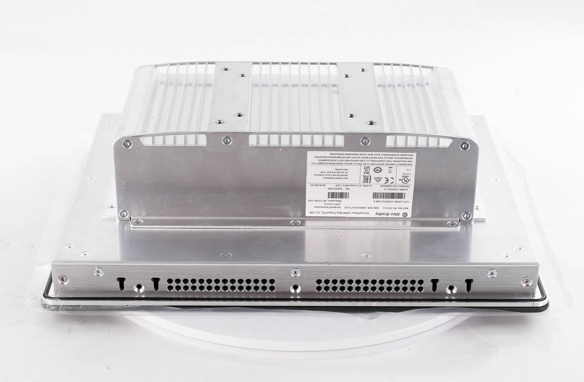Allen Bradley 6200P-12WS3A1 /A VersaView 12.1in PC + Monitor 1060-7957 Windows 7