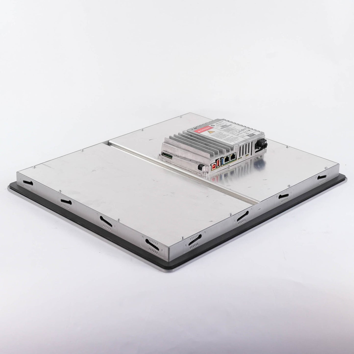 Allen Bradley 2711P-T19C22D9P Ser B PanelView Plus 7 19in Touch 24VDC