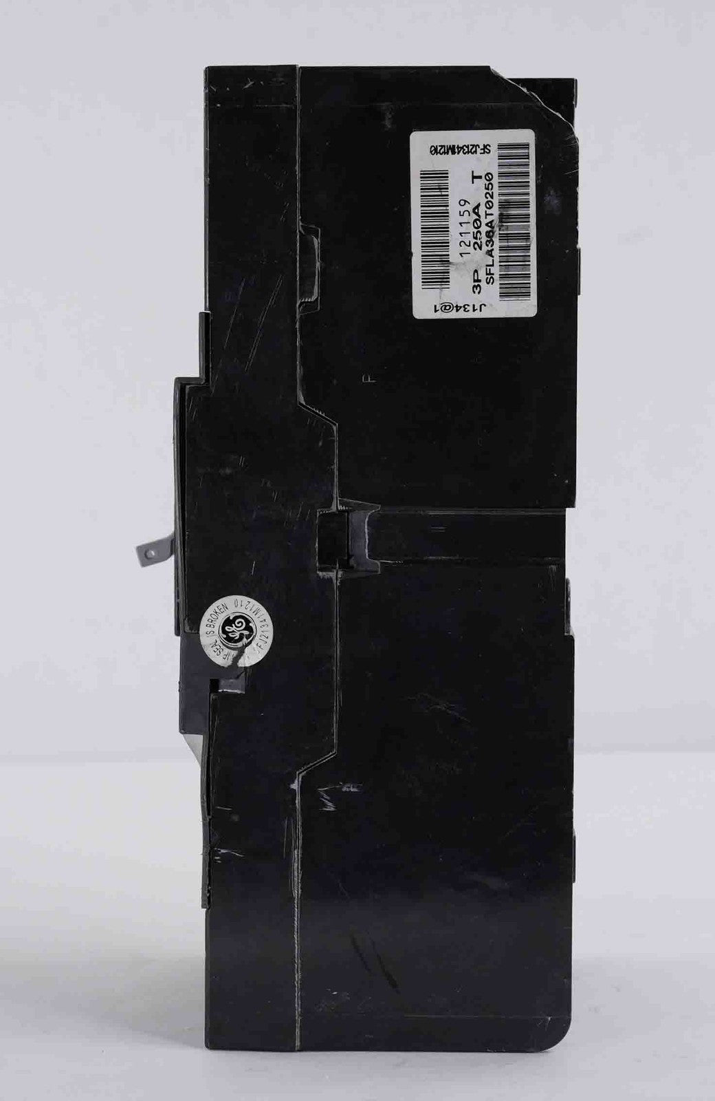 GE SFLA36AT0250 Spectra RMS Circuit Breaker 3 Pole 250 Amp Max 600 VAC