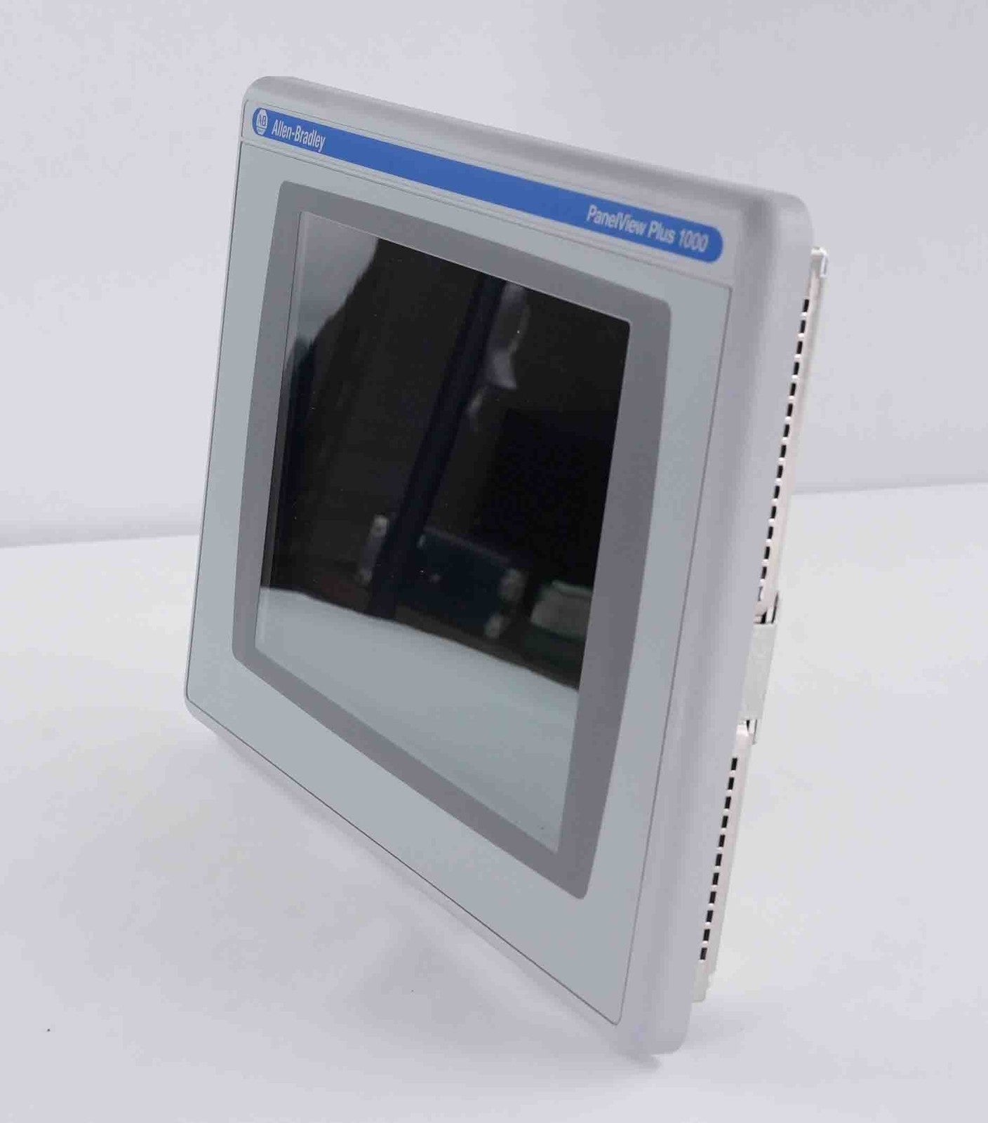 Allen Bradley 2711P-T10C4D9 /A PanelView Plus 1000 Color Touch + RP9D /B Logic
