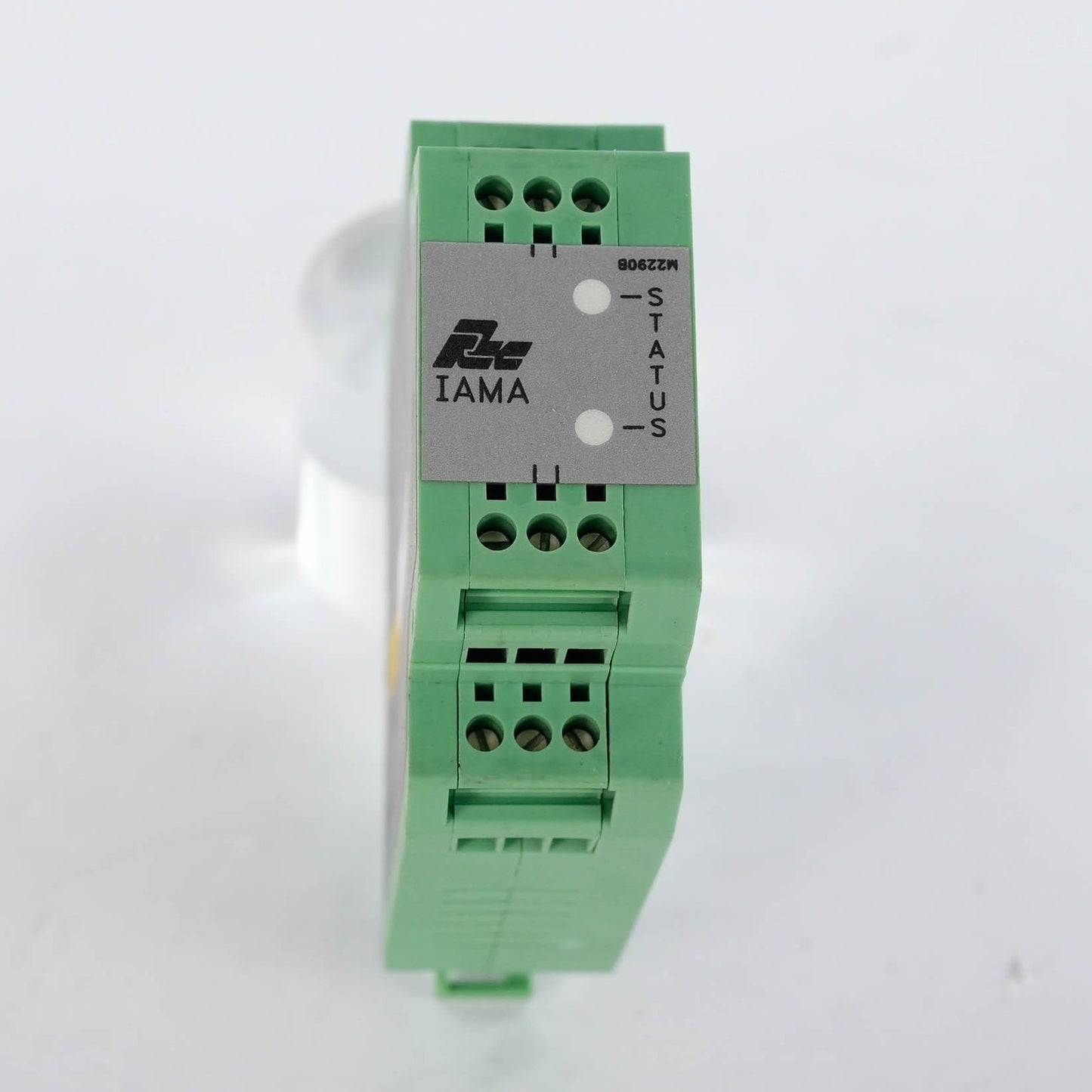 Red Lion Controls IAMA3535 Universal Signal Conditioner 11-36VDC IAMA3535