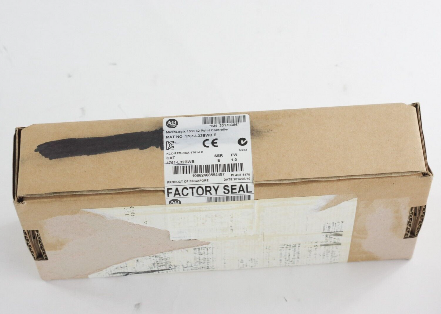 Allen Bradley 1761-L32BWB Ser E F/W 1.0 24VDC Micro Logix 1000 Controller Sealed